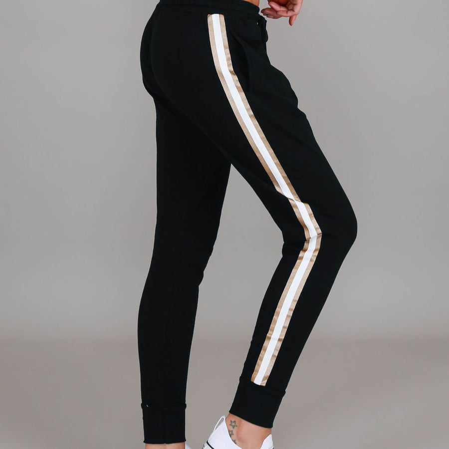 Gerry Side Stripe Jogger Pants size guide