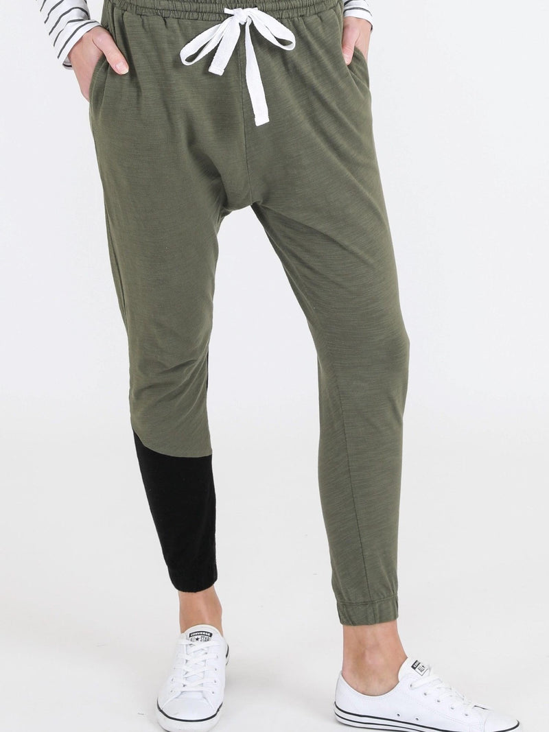 jogger style pants #color_khaki