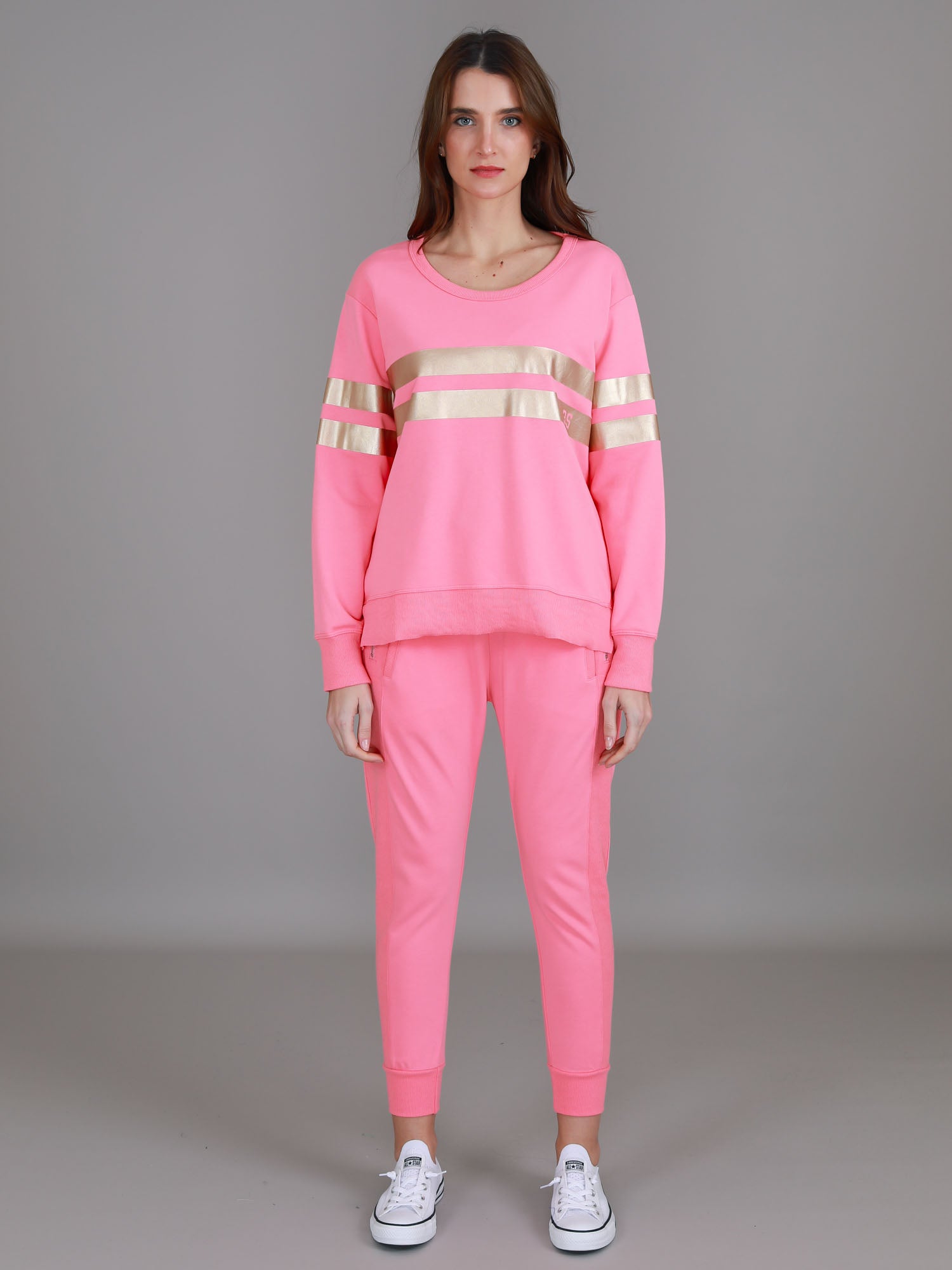 light pink crewneck sweatshirt #color_georgia peach
