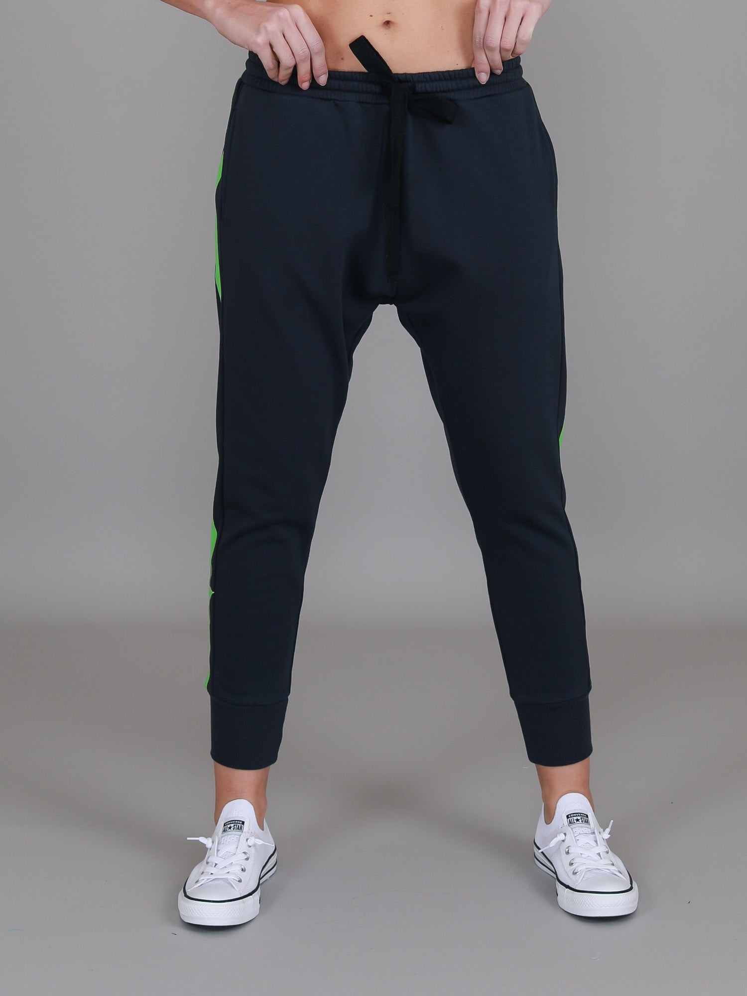 navy jogger pants #color_ink