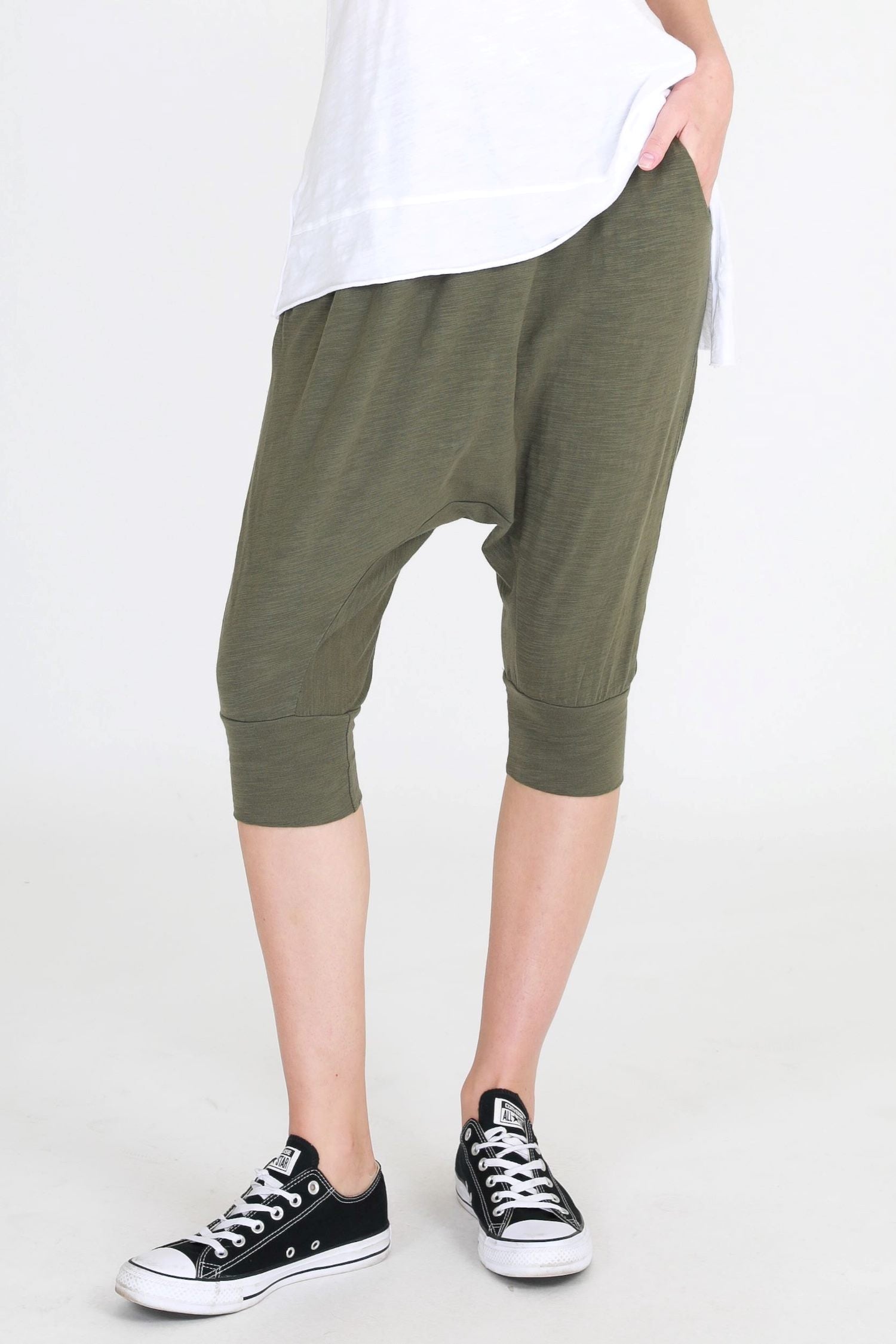 Women's Drop Crotch Pants #color_khaki