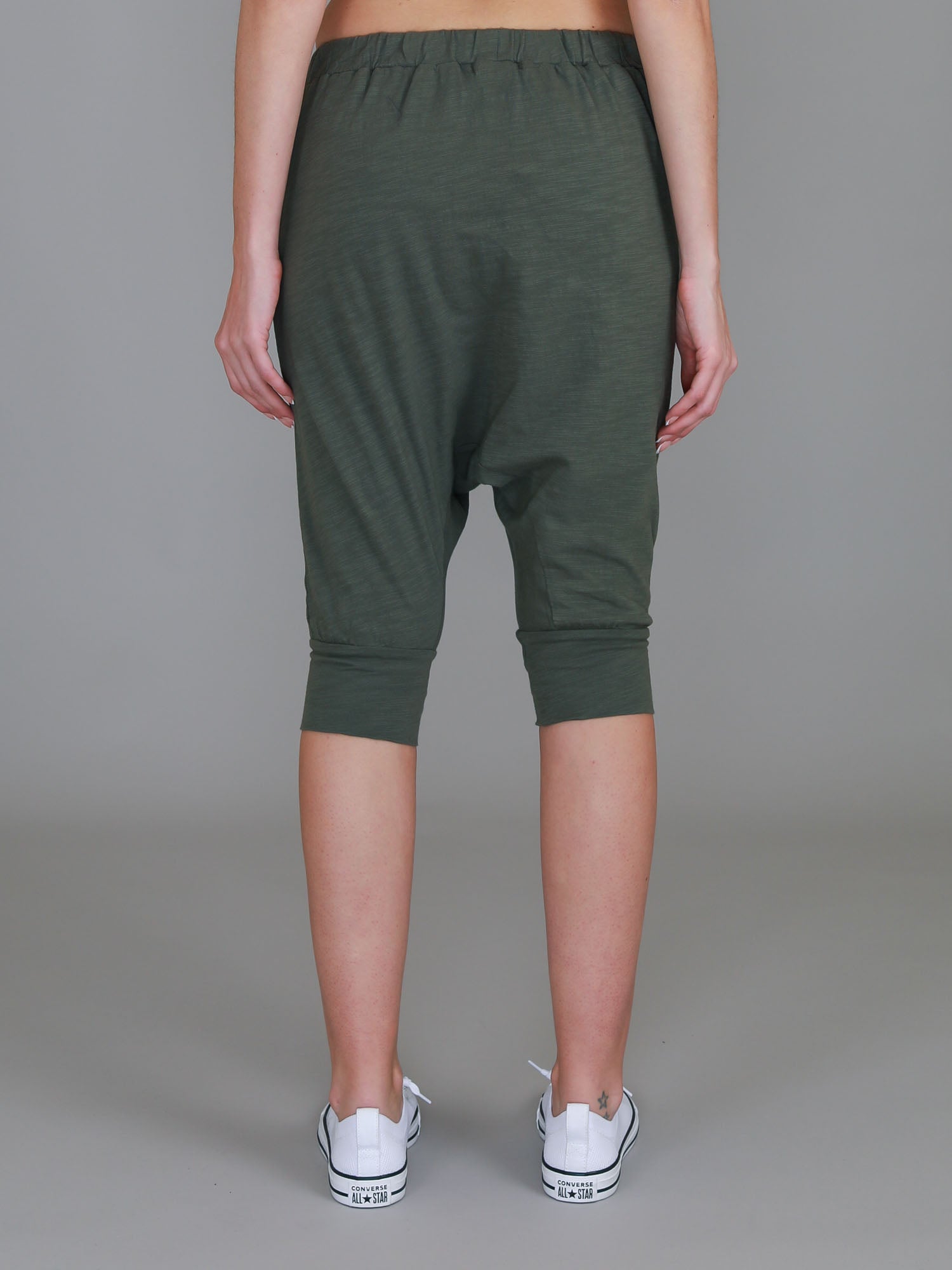 loose shorts womens #color_khaki