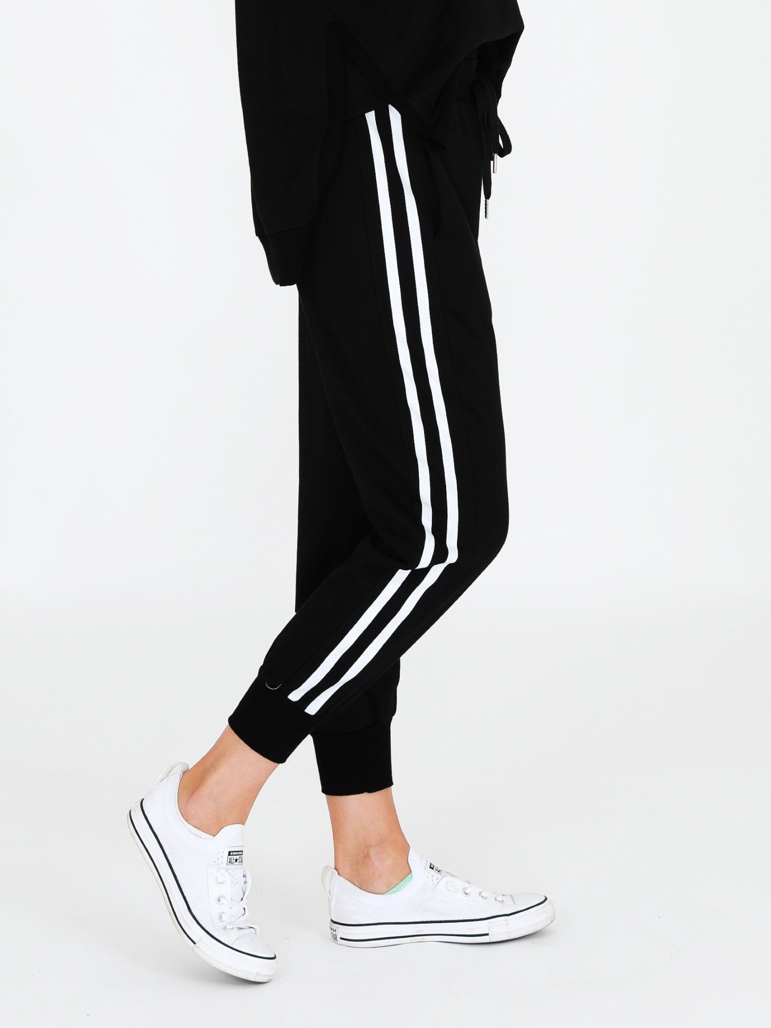 womens navy track pants #color_black