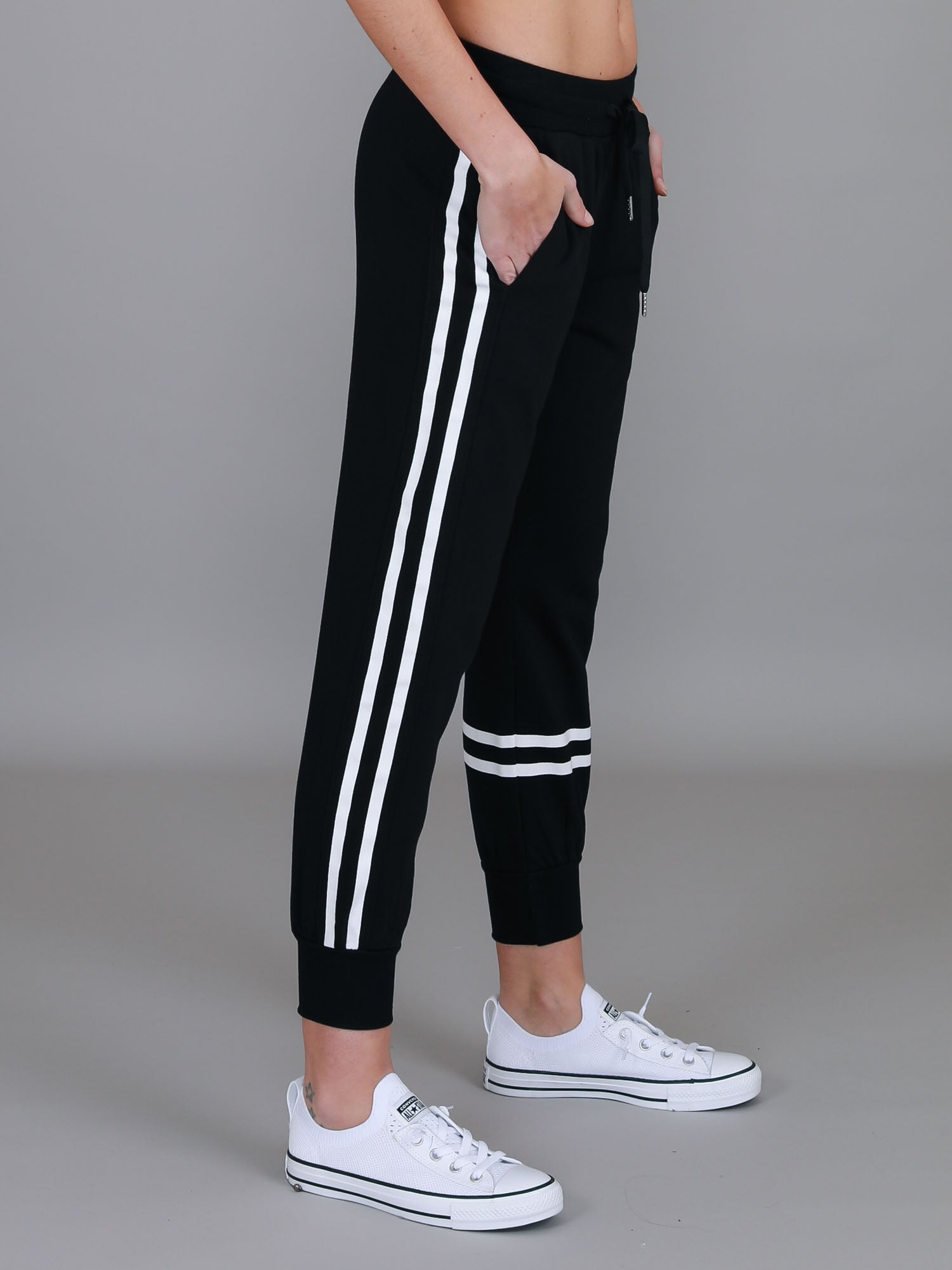 tracksuit women #color_black