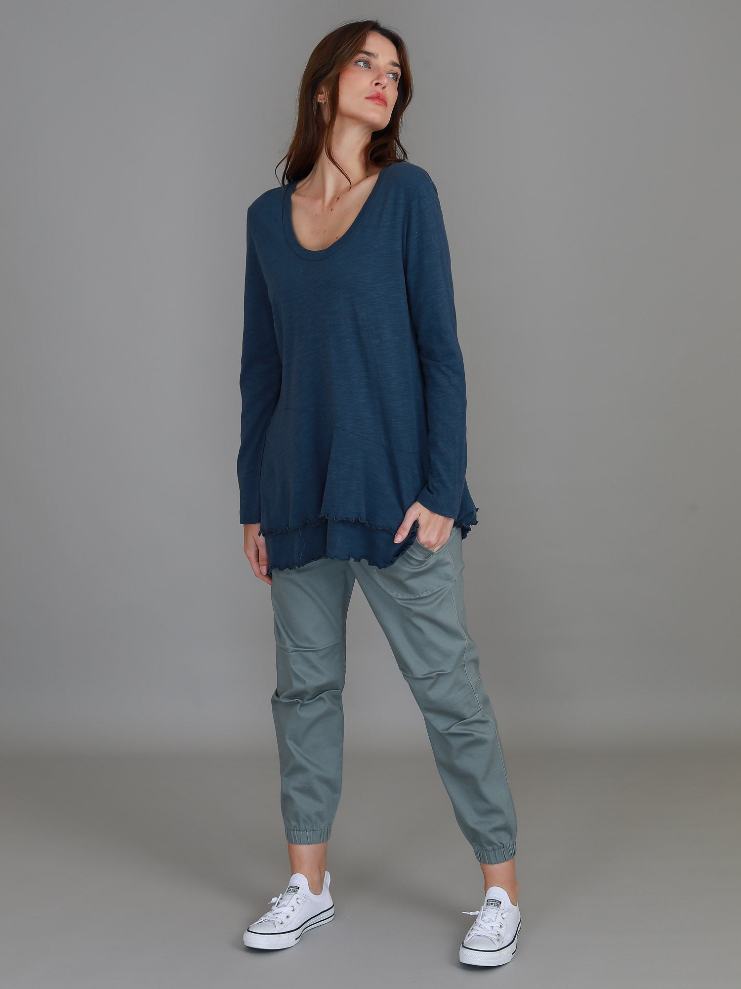 scoop neck long sleeve top #color_indigo