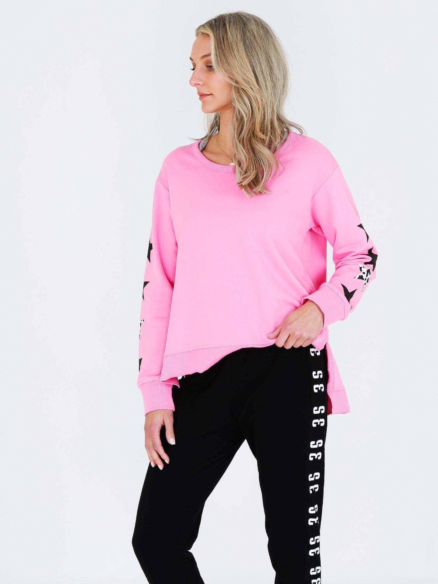 pink oversized sweatshirt #color_fondant pink