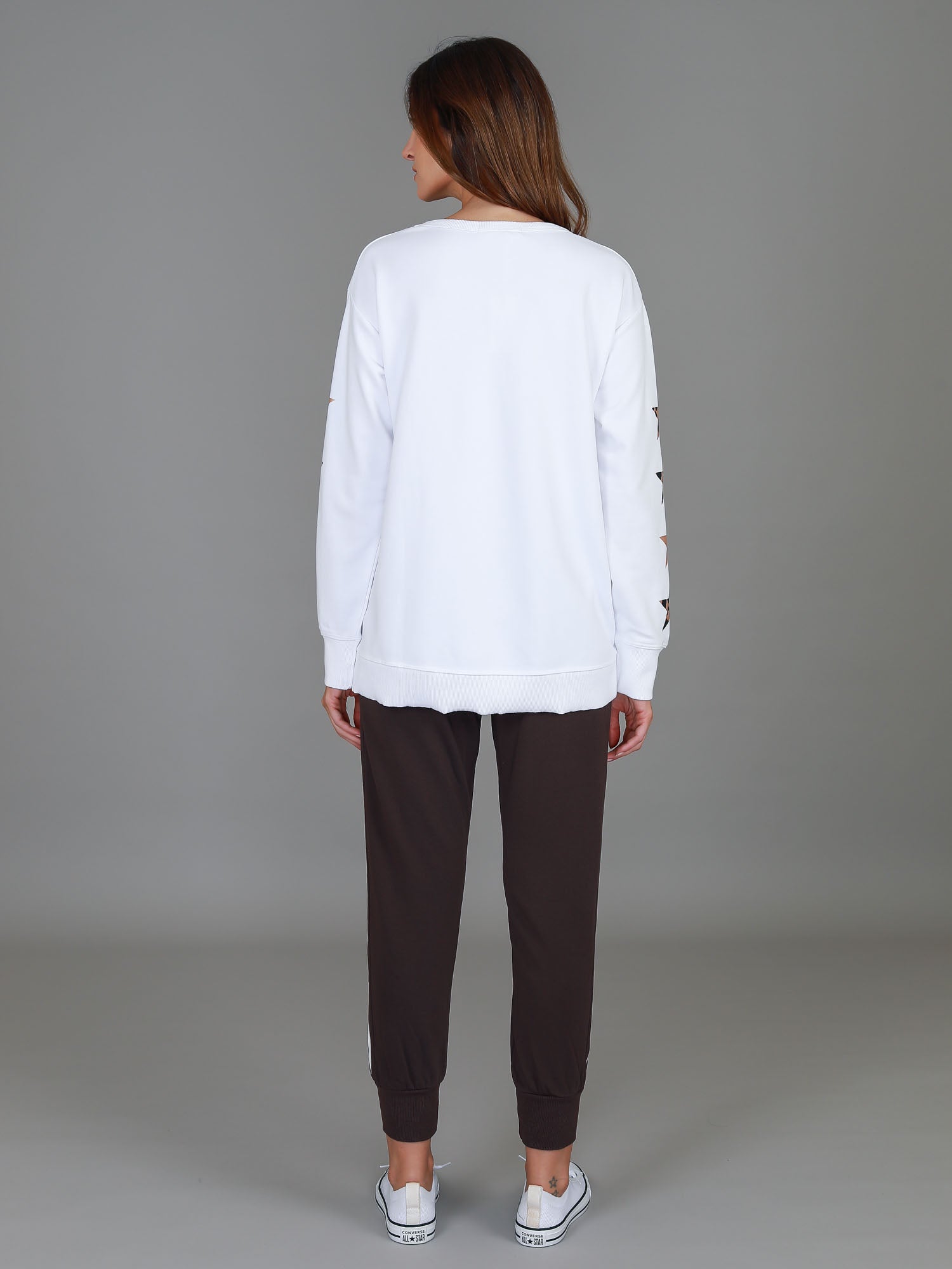 nice sweatshirt #color_white