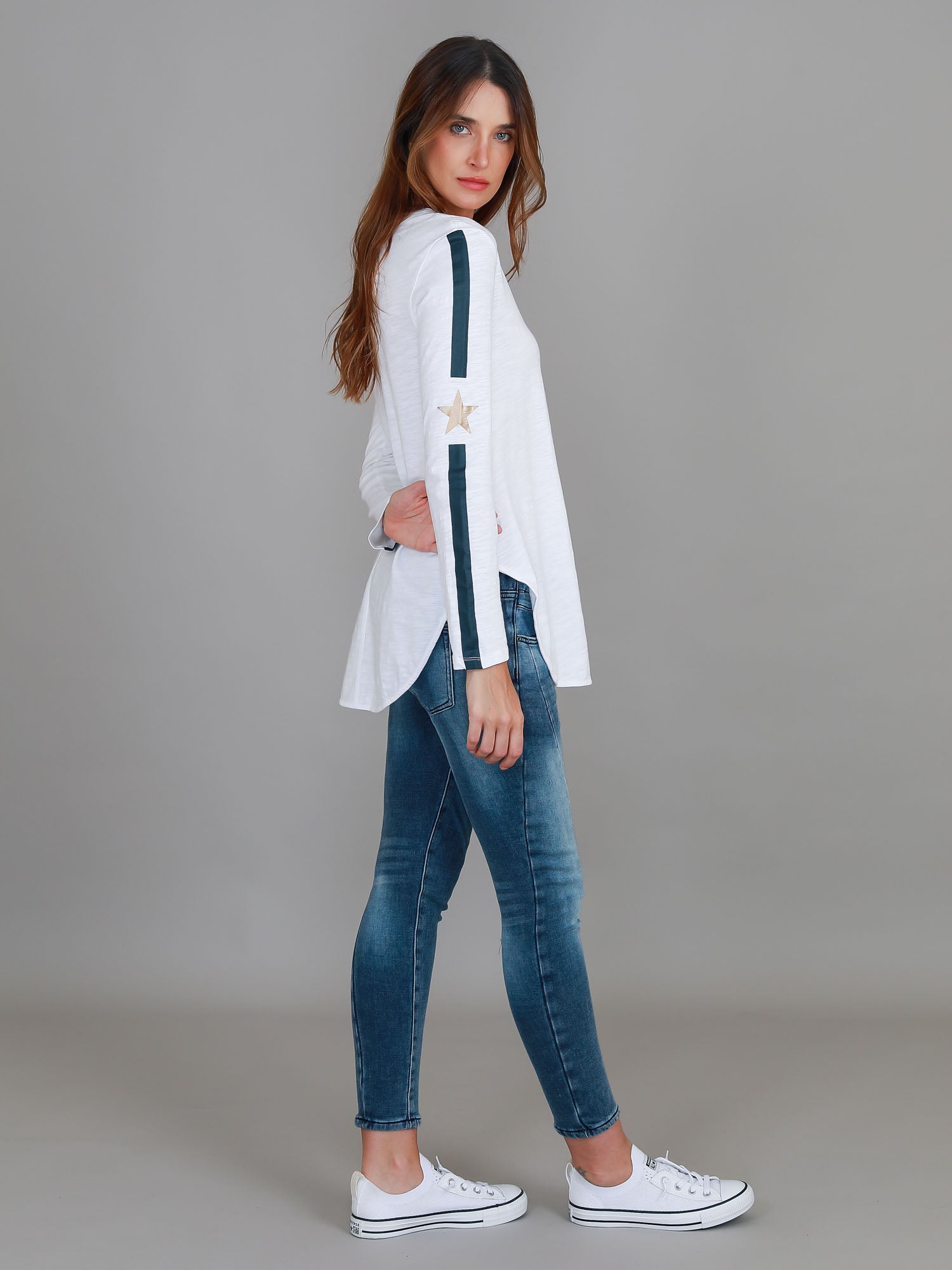 long sleeved white top #color_white