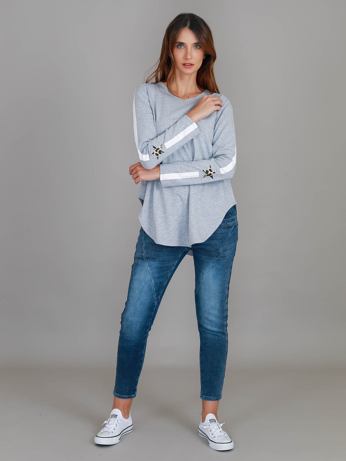grey stripe sleeve tee