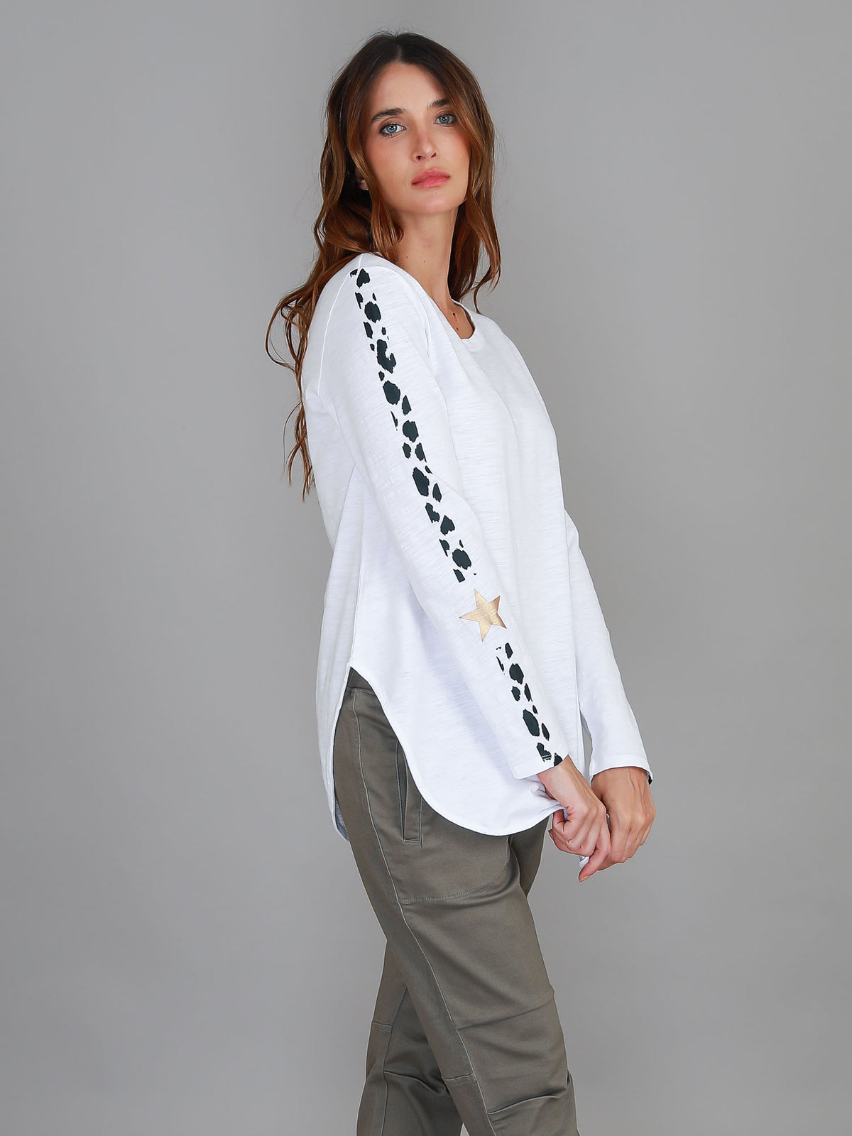 leopard sleeve long sleeve tee