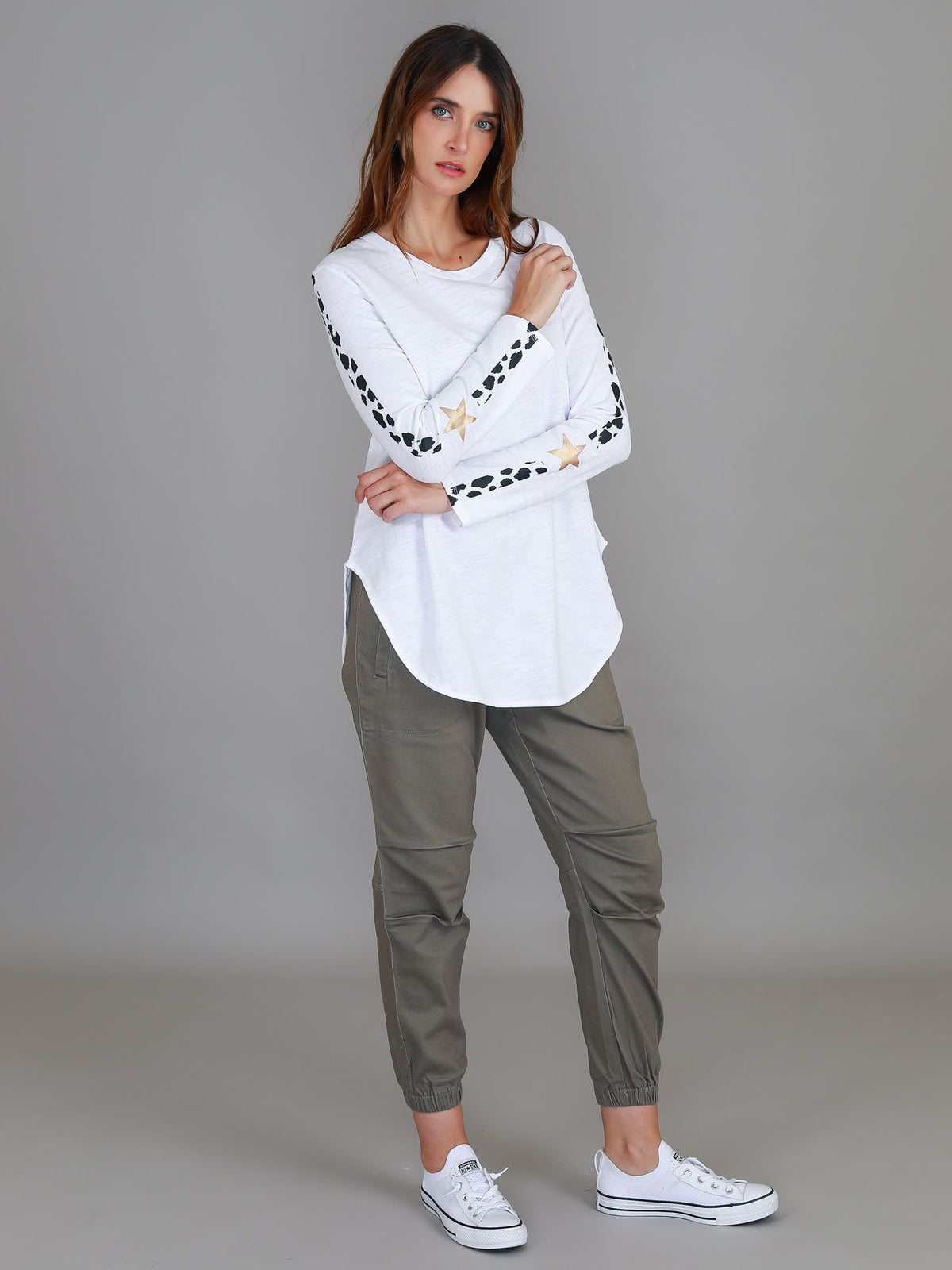 white leopard star cuff tee