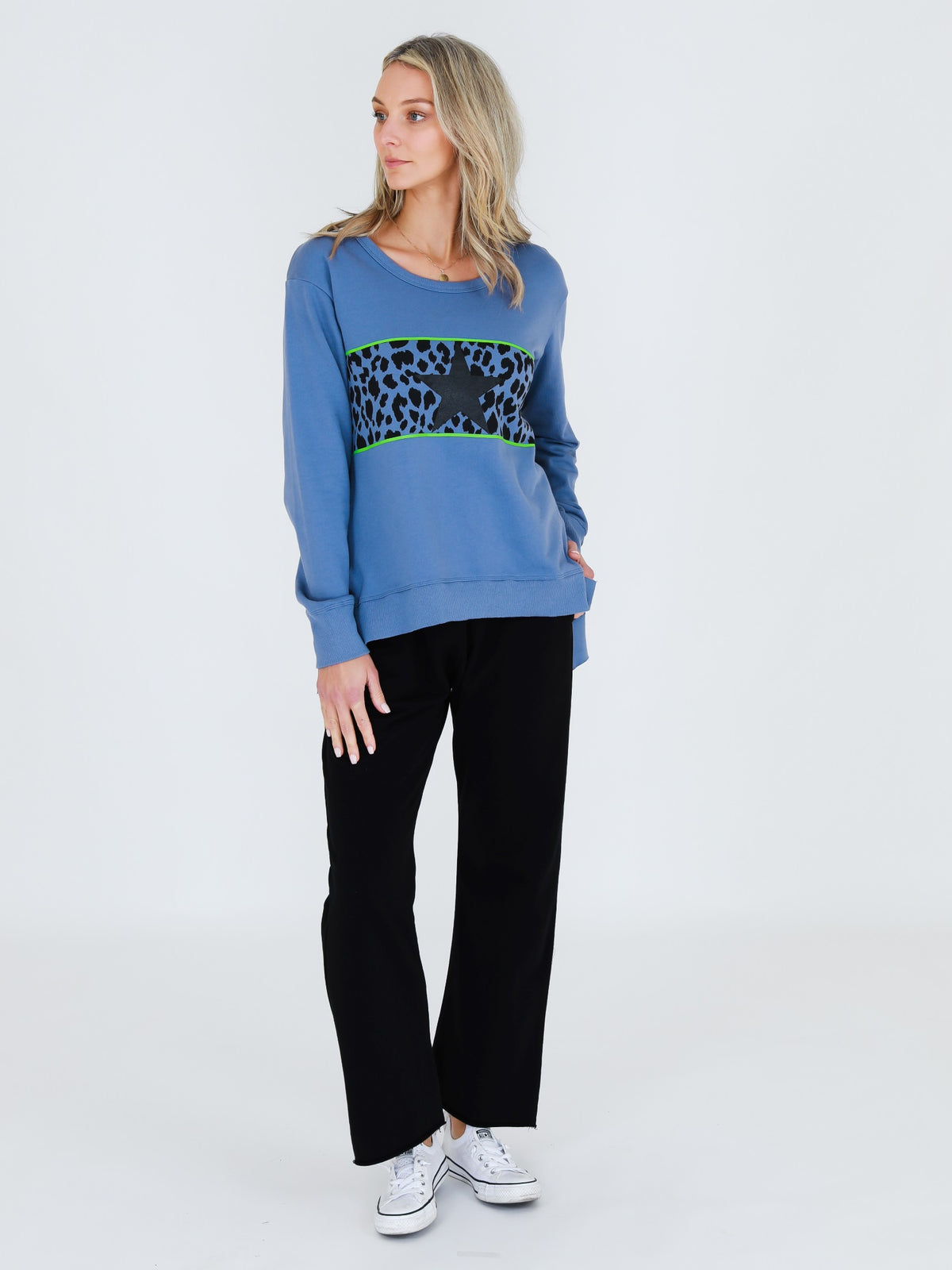 blue long sleeve tops