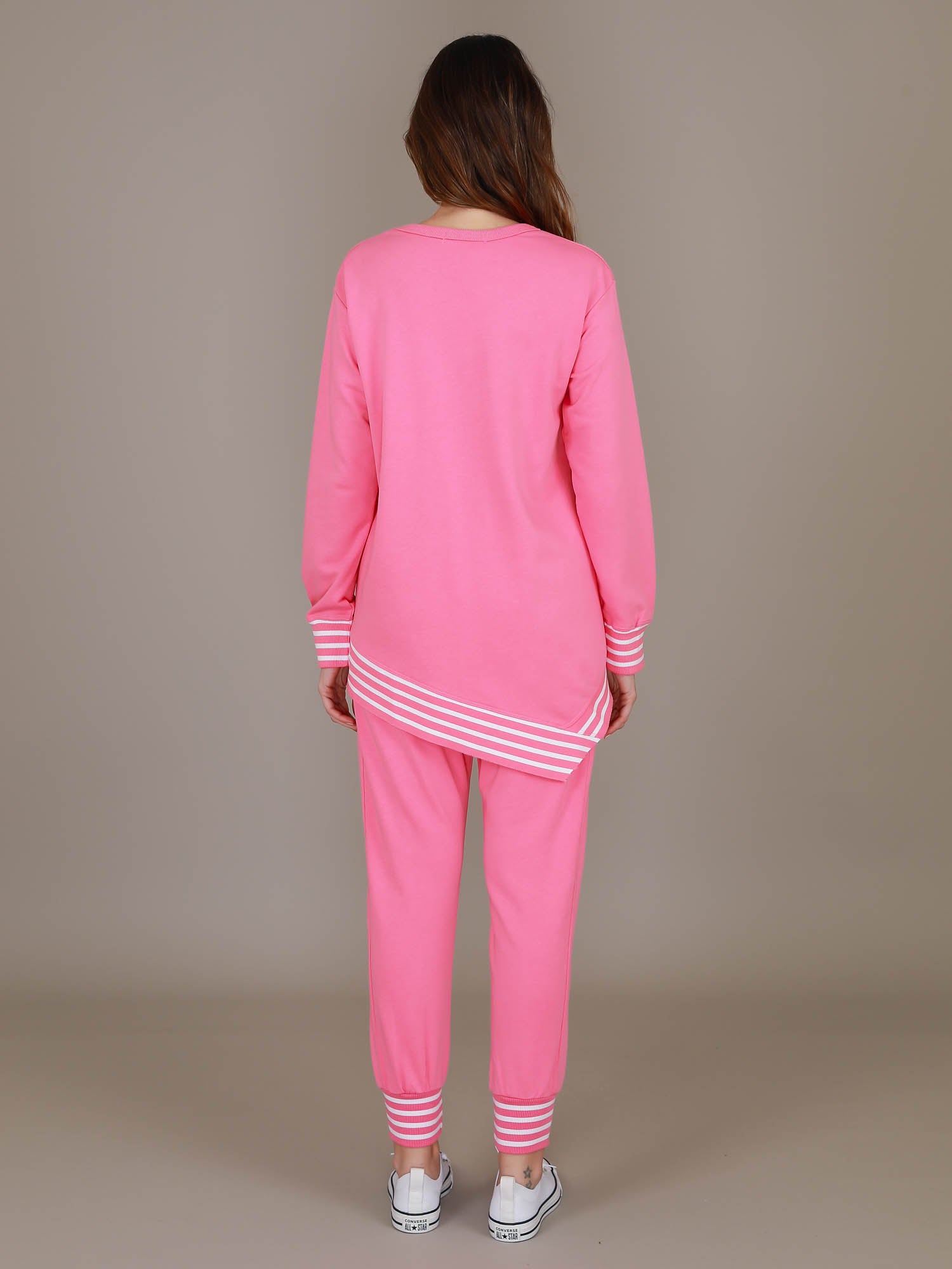 pink crewneck jumper #color_pop pink