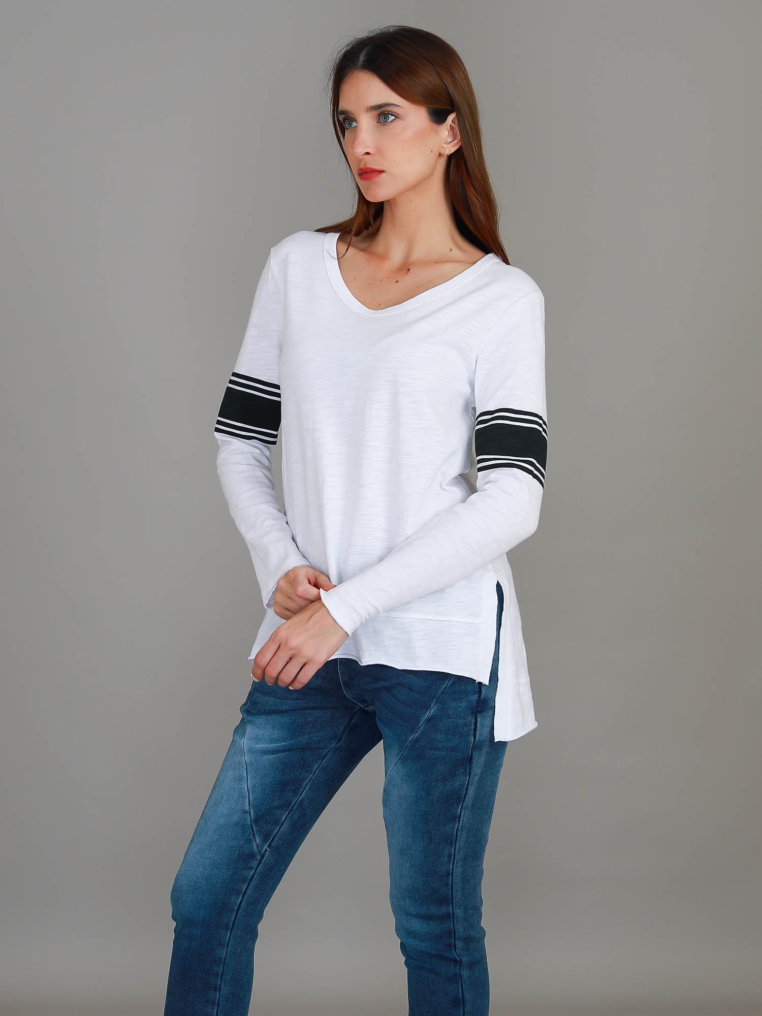 white long sleeve top #color_white