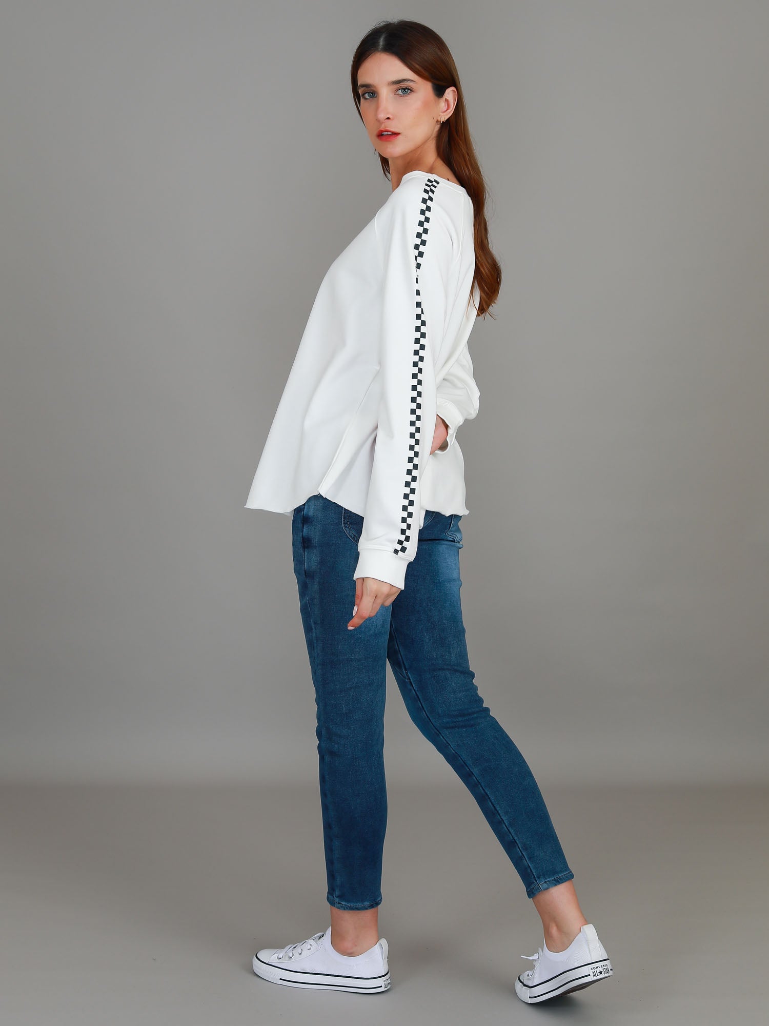 white crew neck sweater #color_white