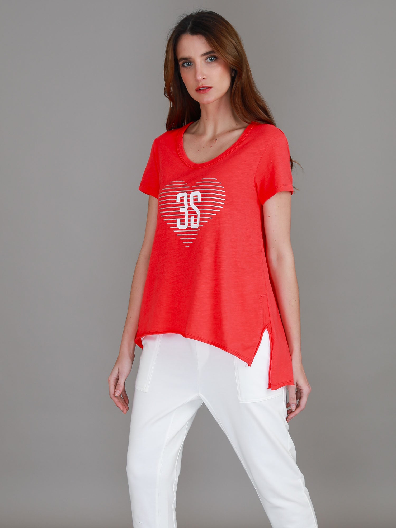 red tee shirt #color_endangered