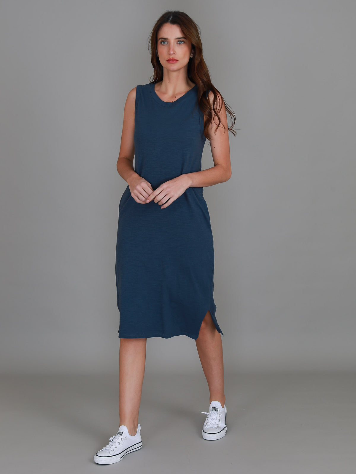 navy sleeveless shift dress