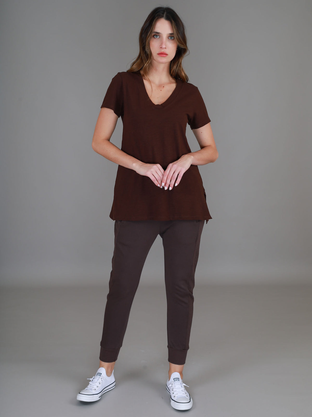 truffle side split tee #color_truffle
