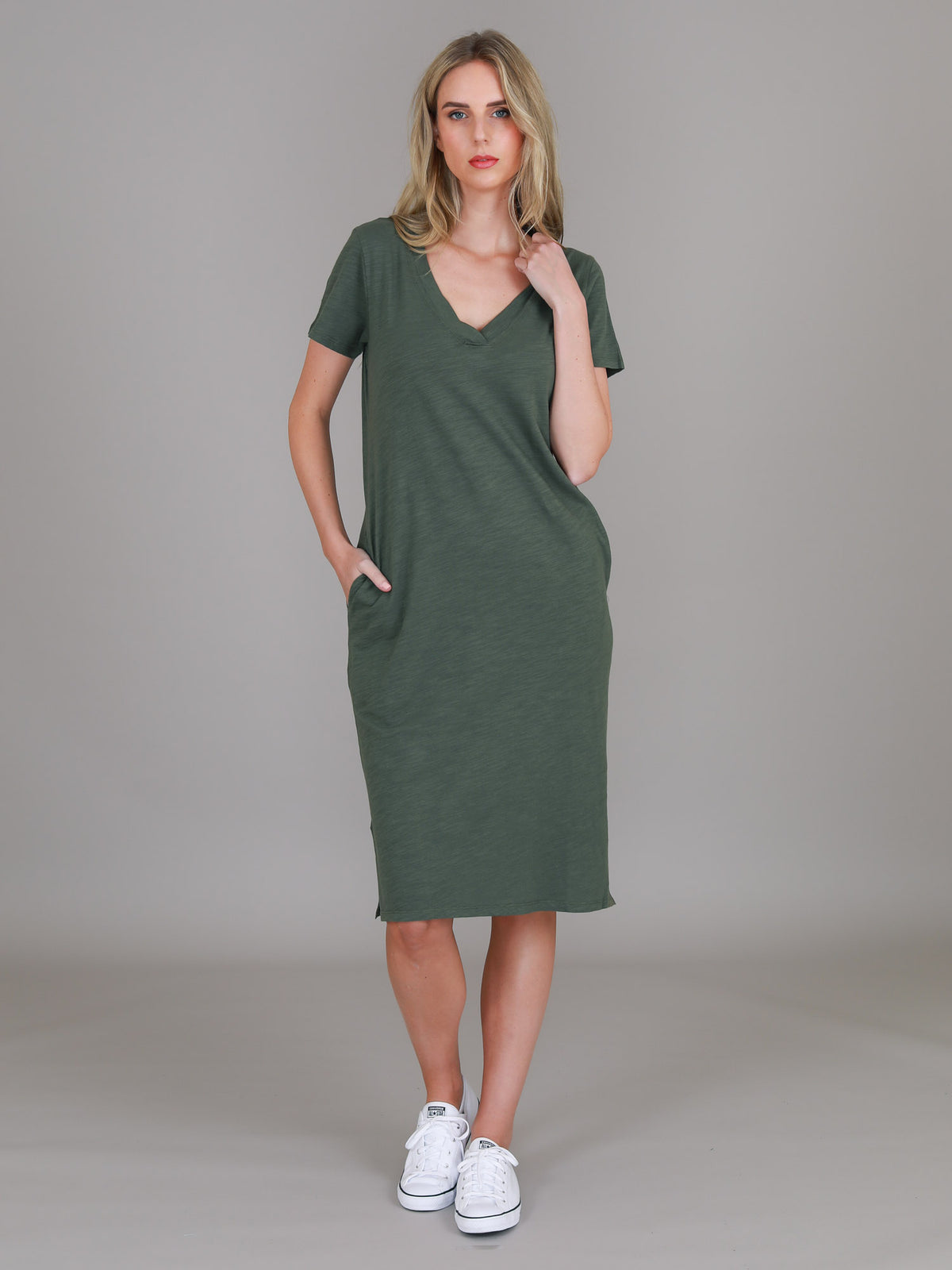 green v neck dress