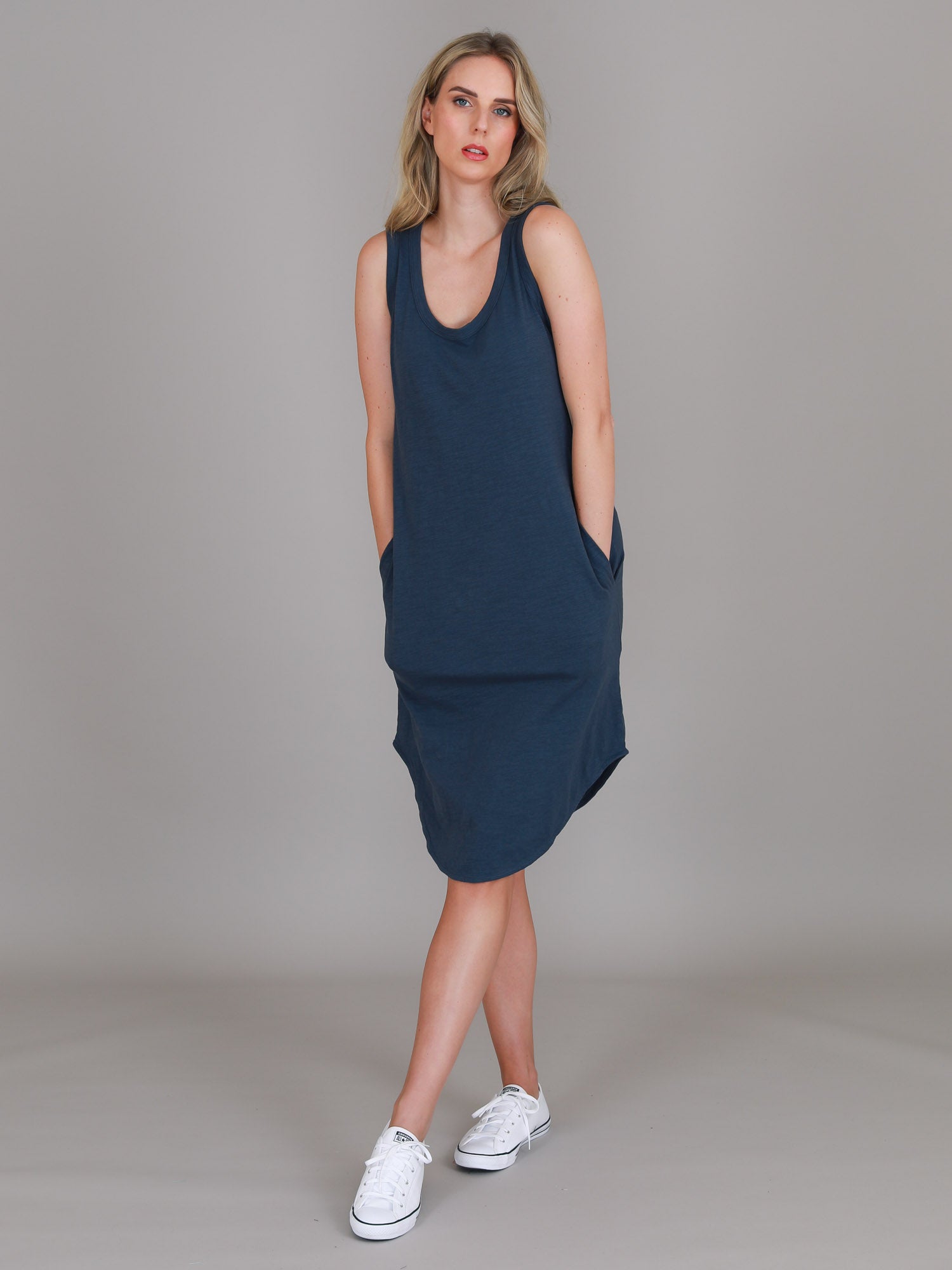 Long sleeveless t shirt dress hotsell