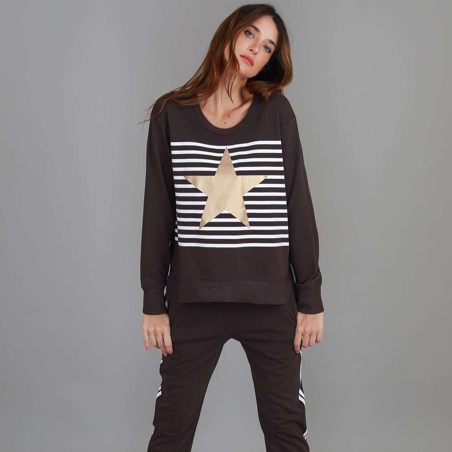 Geneva Gold Star Stripe Sweatshirt size guide