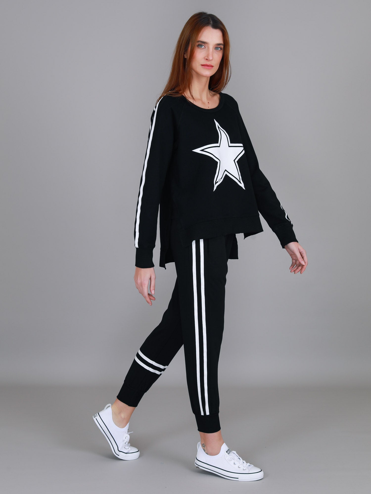 graphic jumper womens #color_black