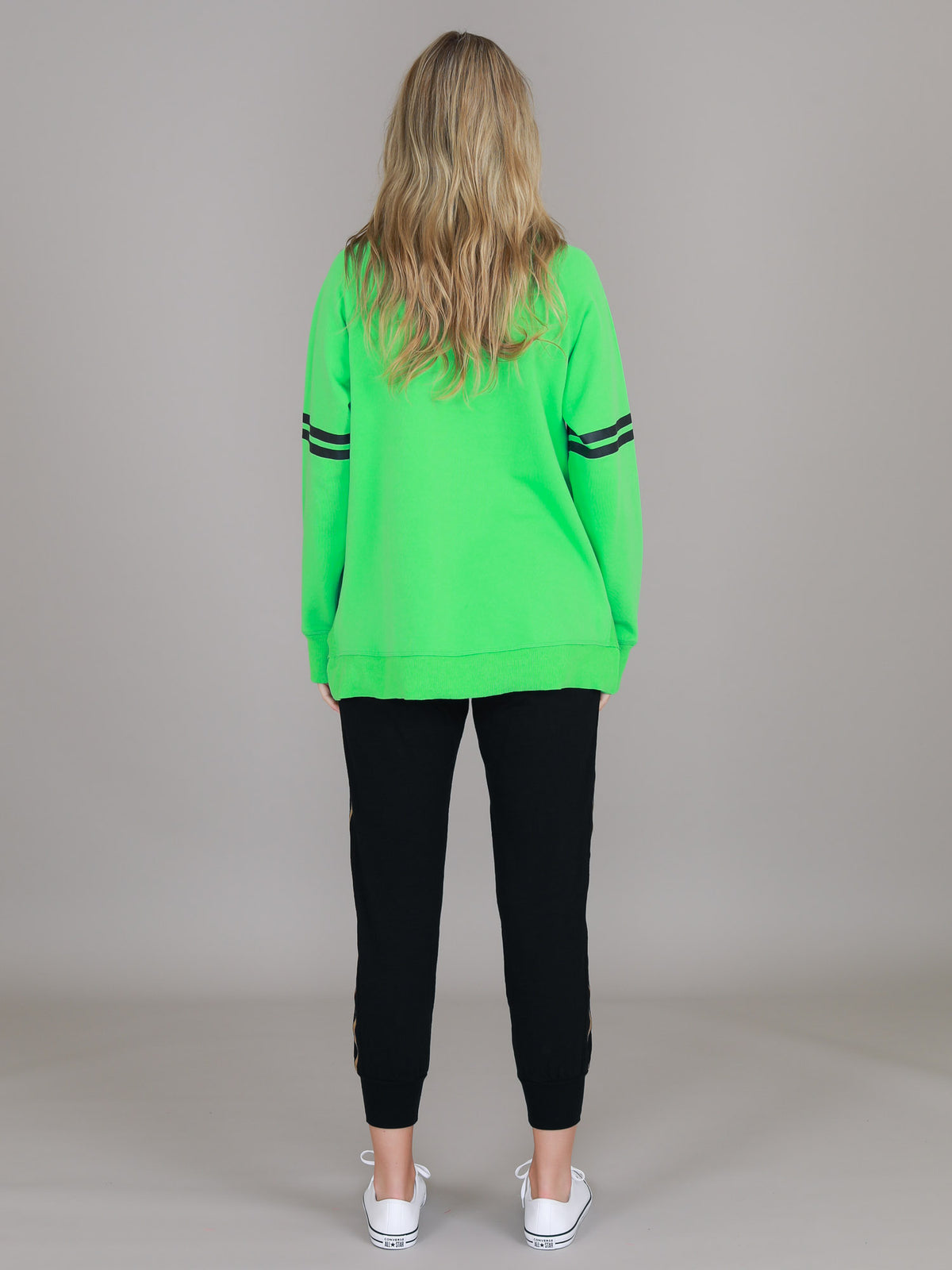 green sweatshirt womens