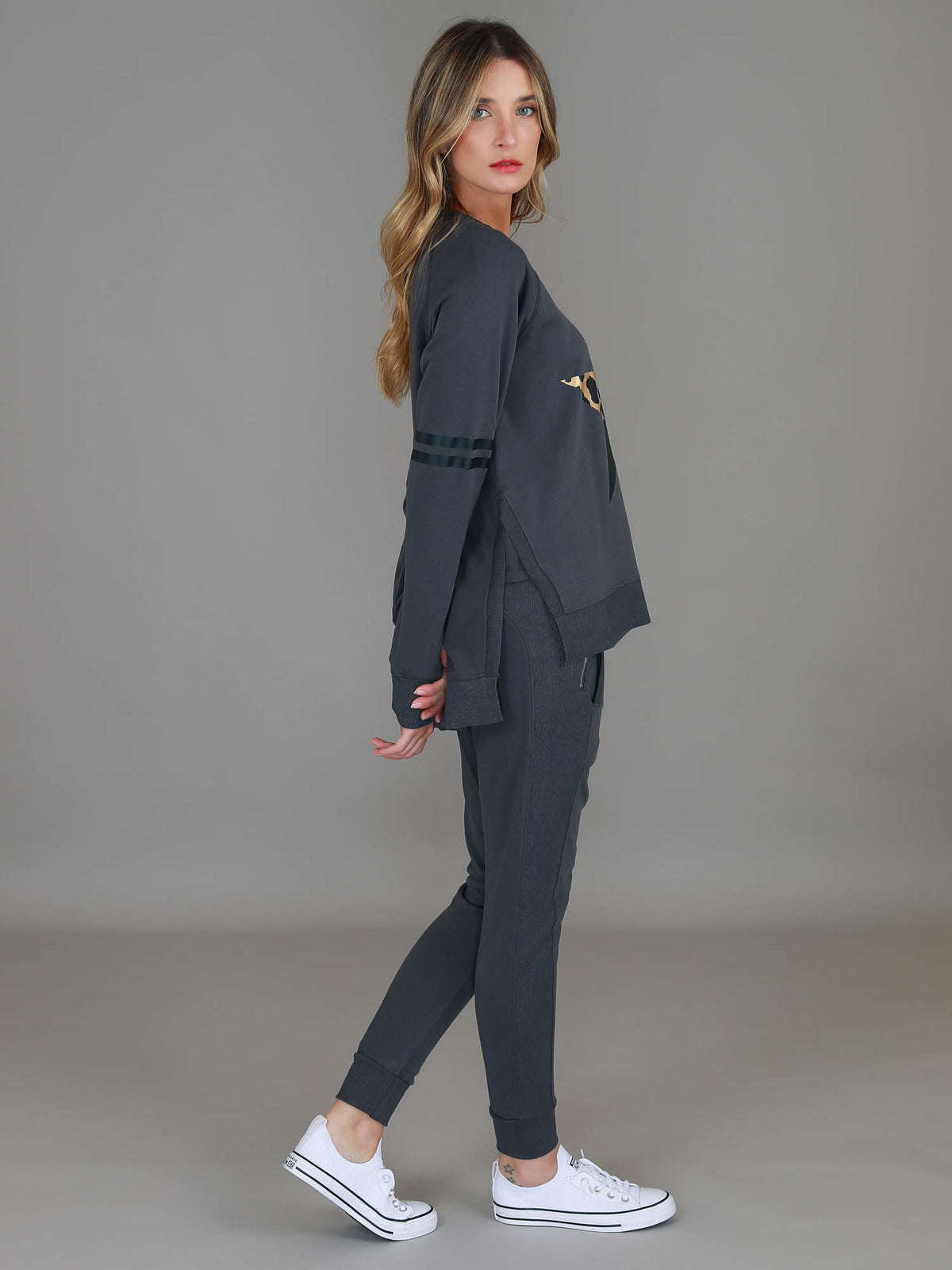 dark grey sweatshirt women