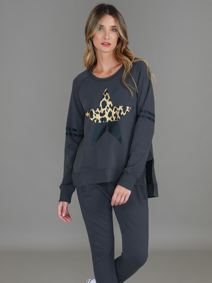 Ginger Leopard Splice Star Sweatshirt