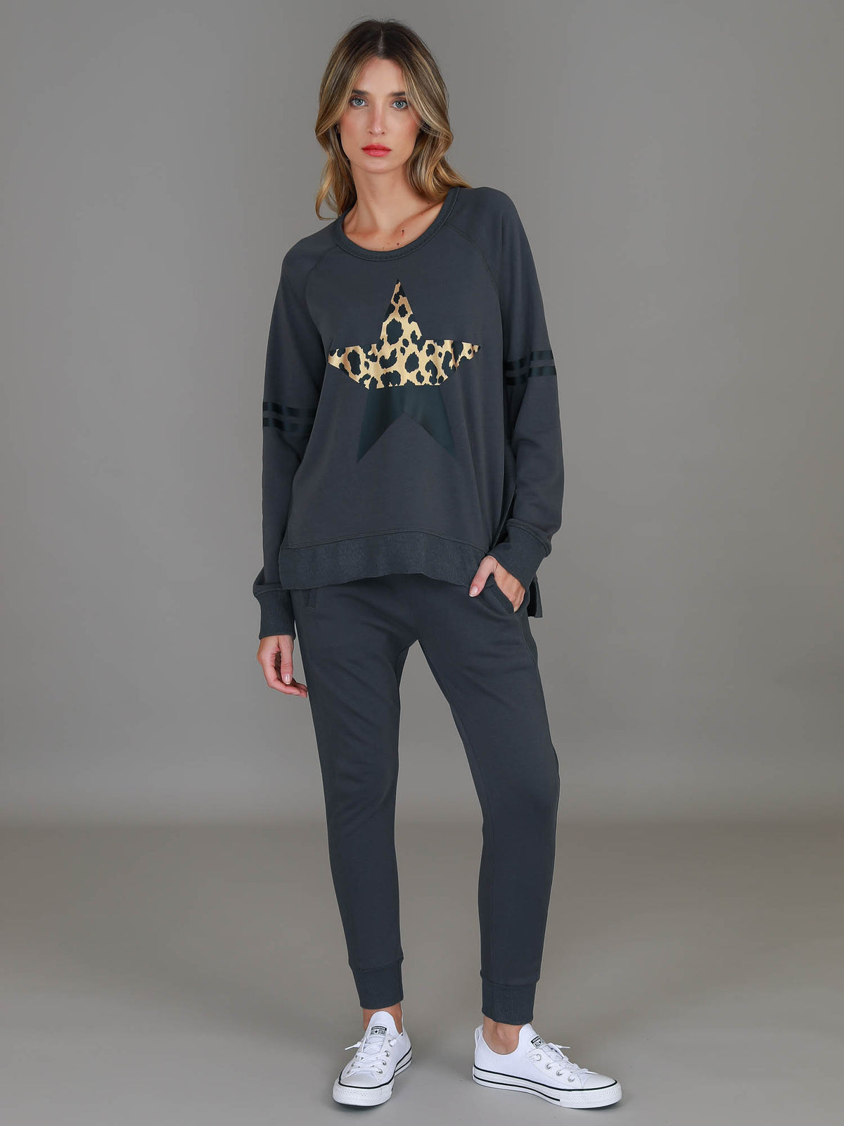 leopard star sweatshirt
