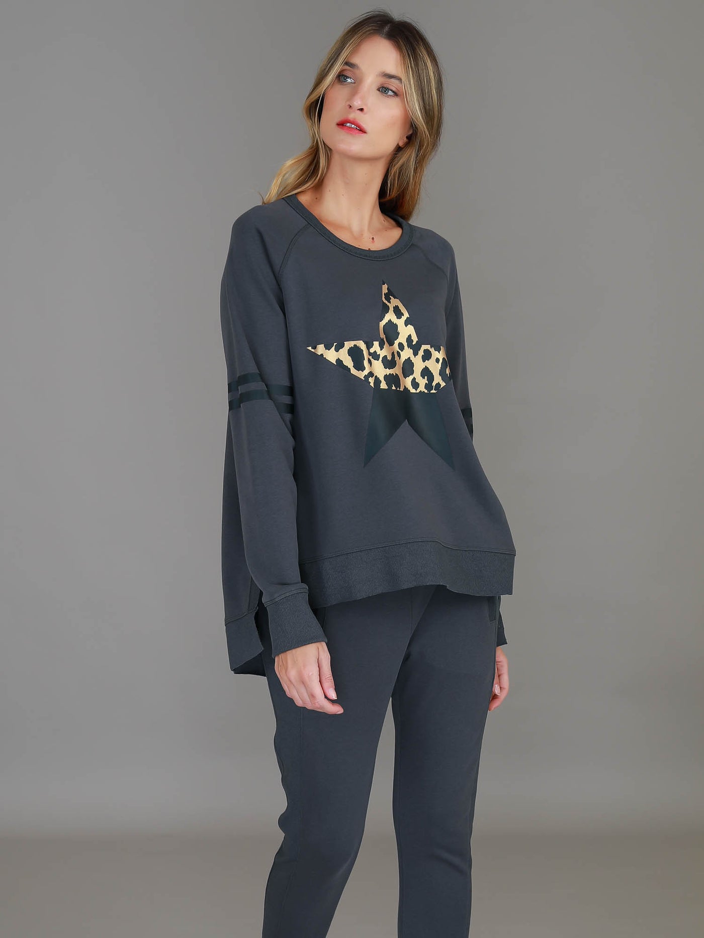 Ginger Leopard Print Splice Star Sweatshirt