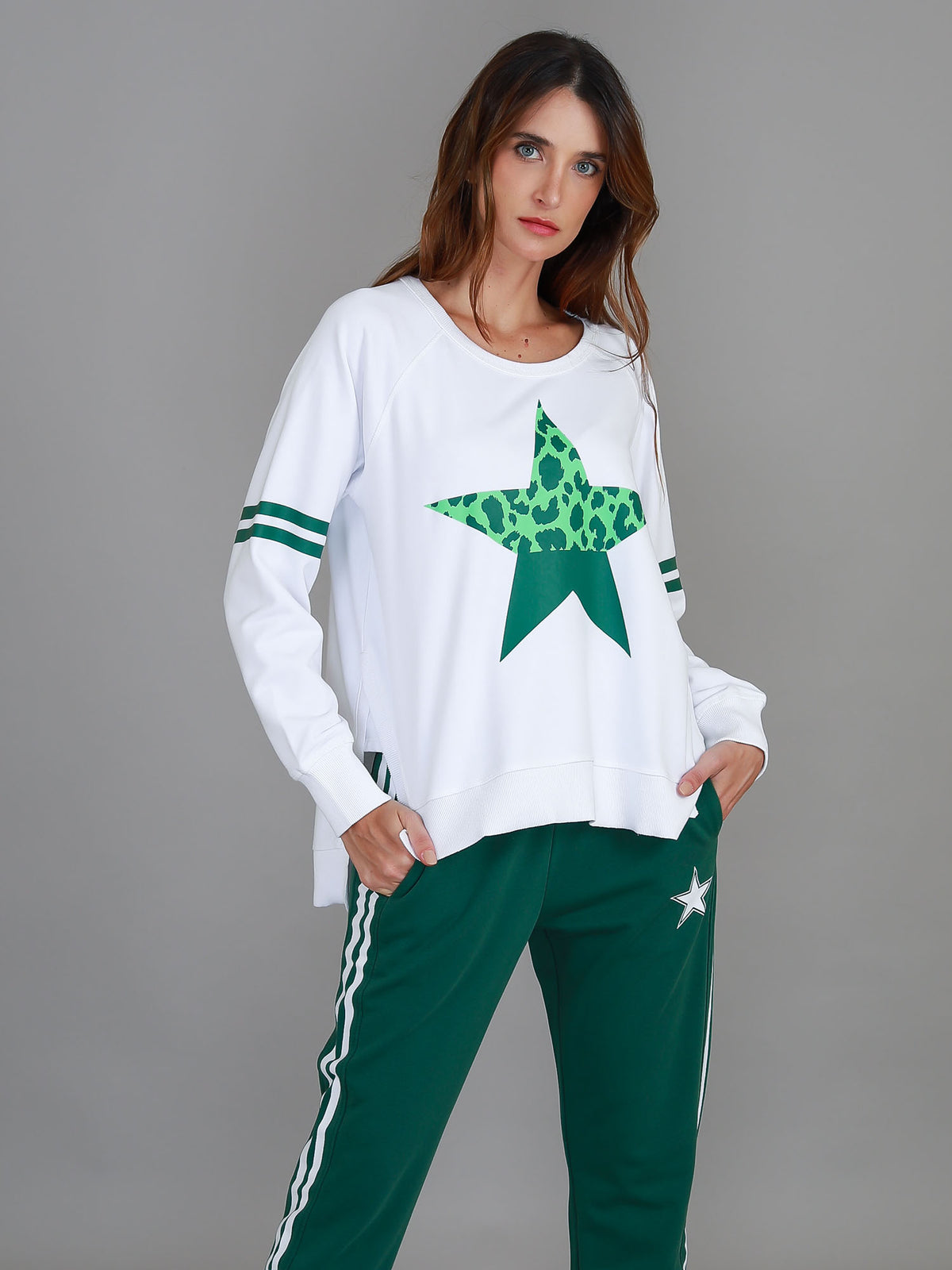 Ginger Leopard Green Splice Star Sweatshirt