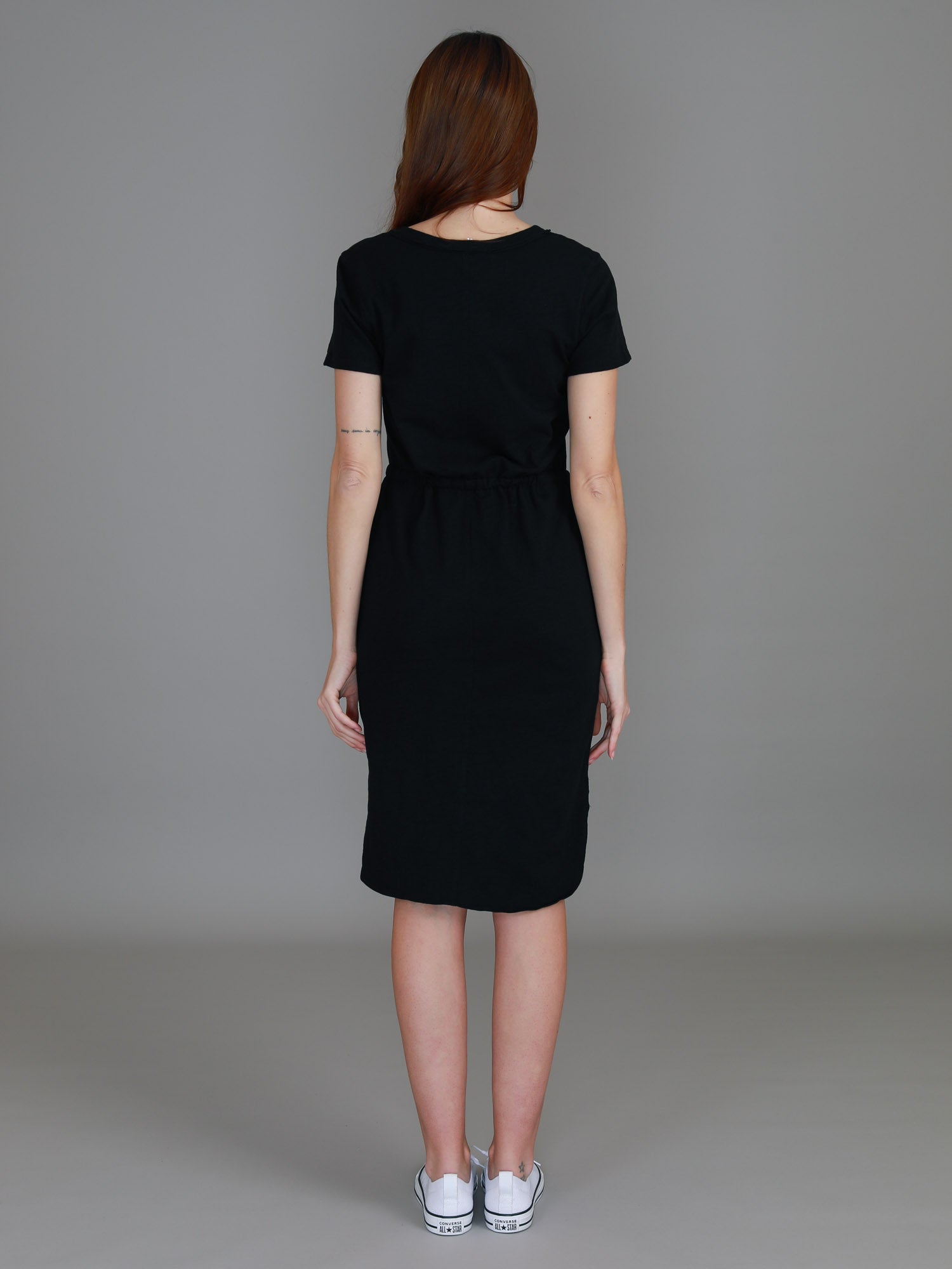 black midi dress casual #color_black