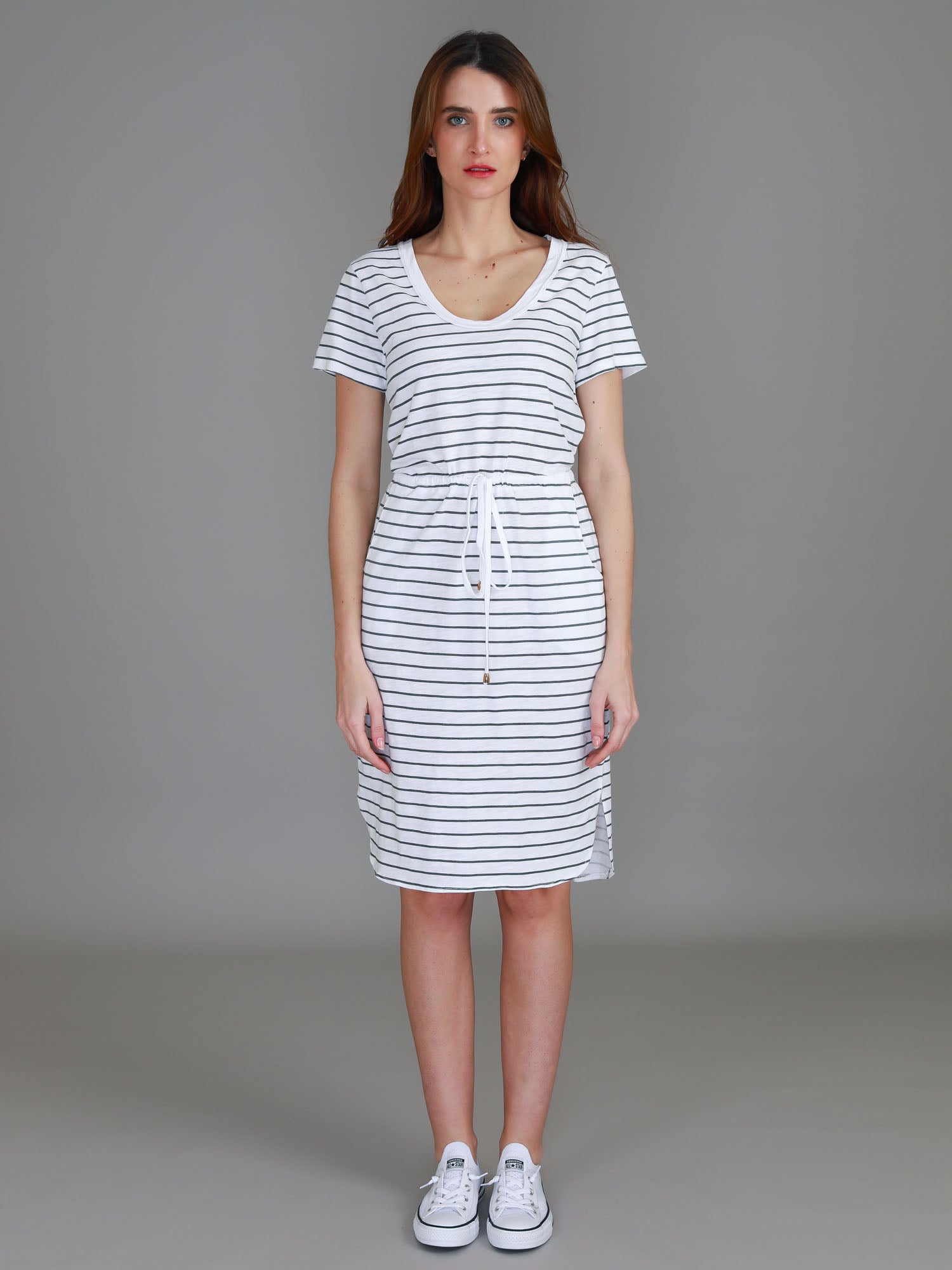 vertical striped dress #color_navy stripe