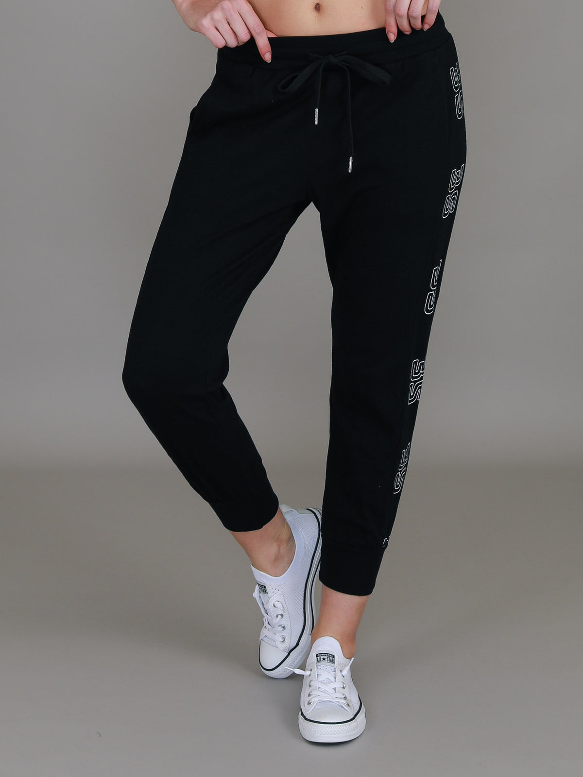 black tapered pants