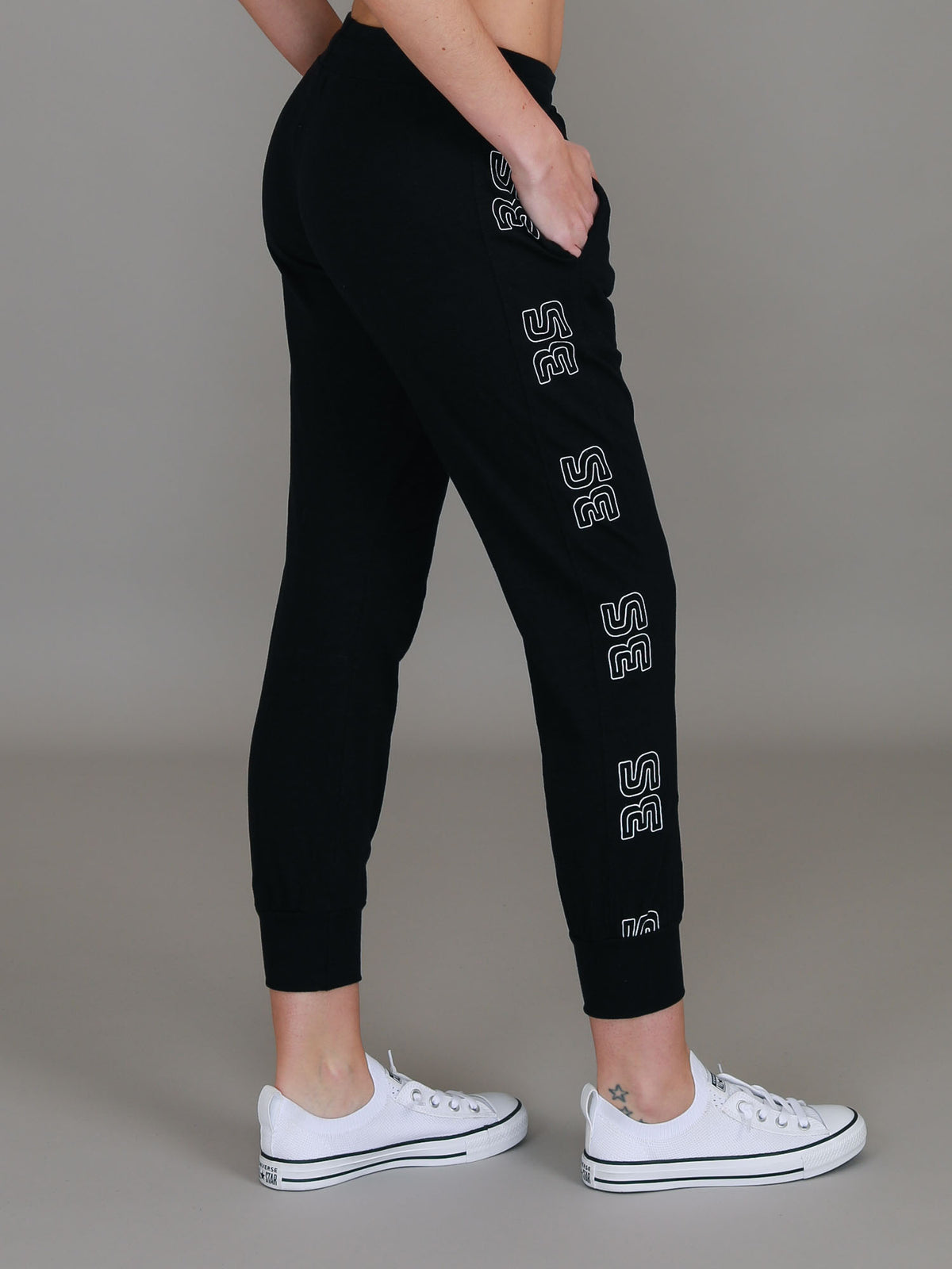 tapered black pants