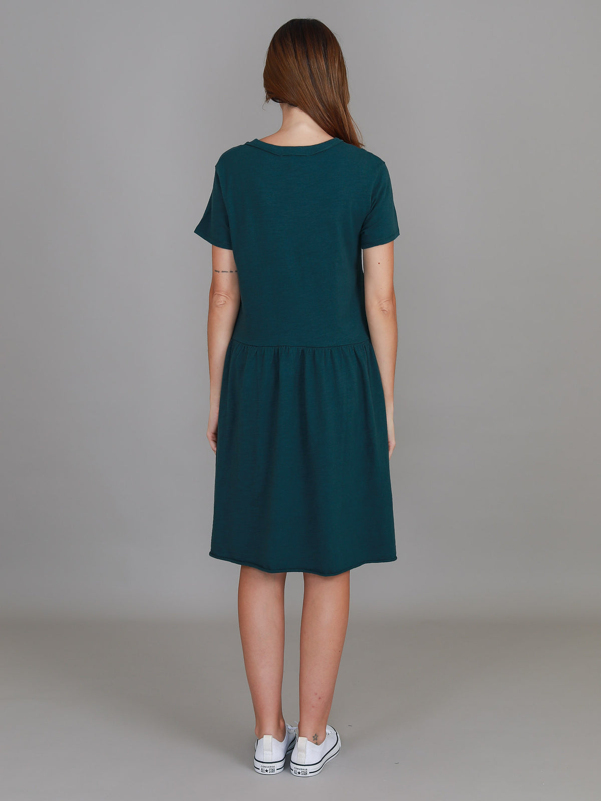 green short sleeve dress