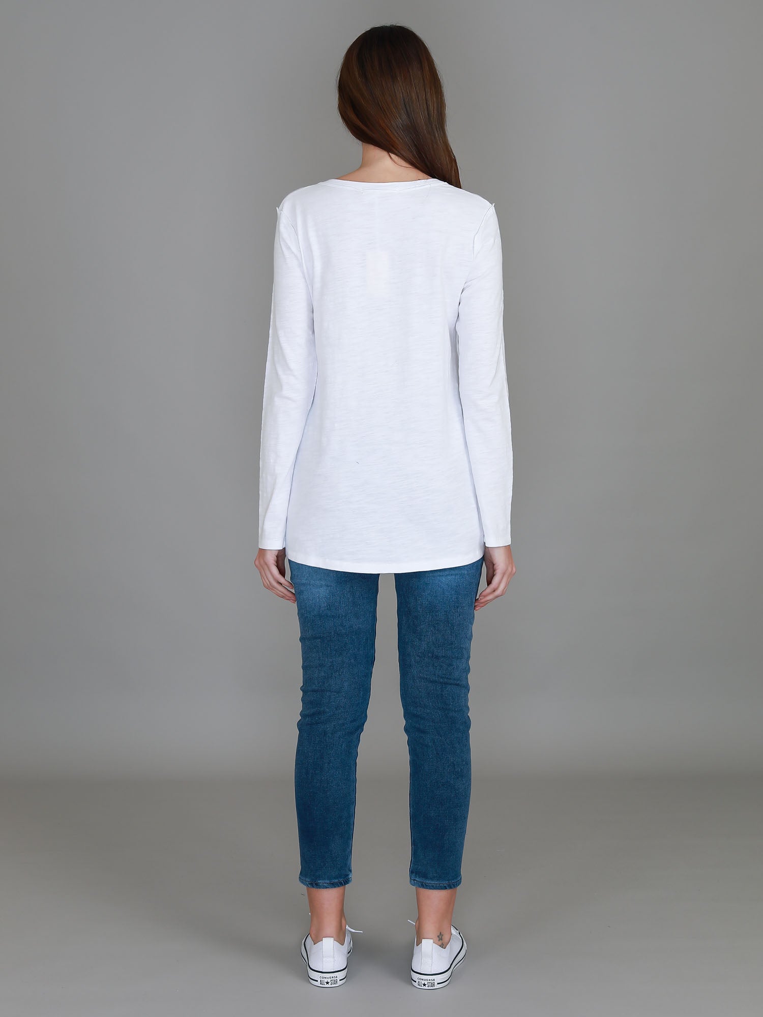 long-sleeve t-shirt #color_white