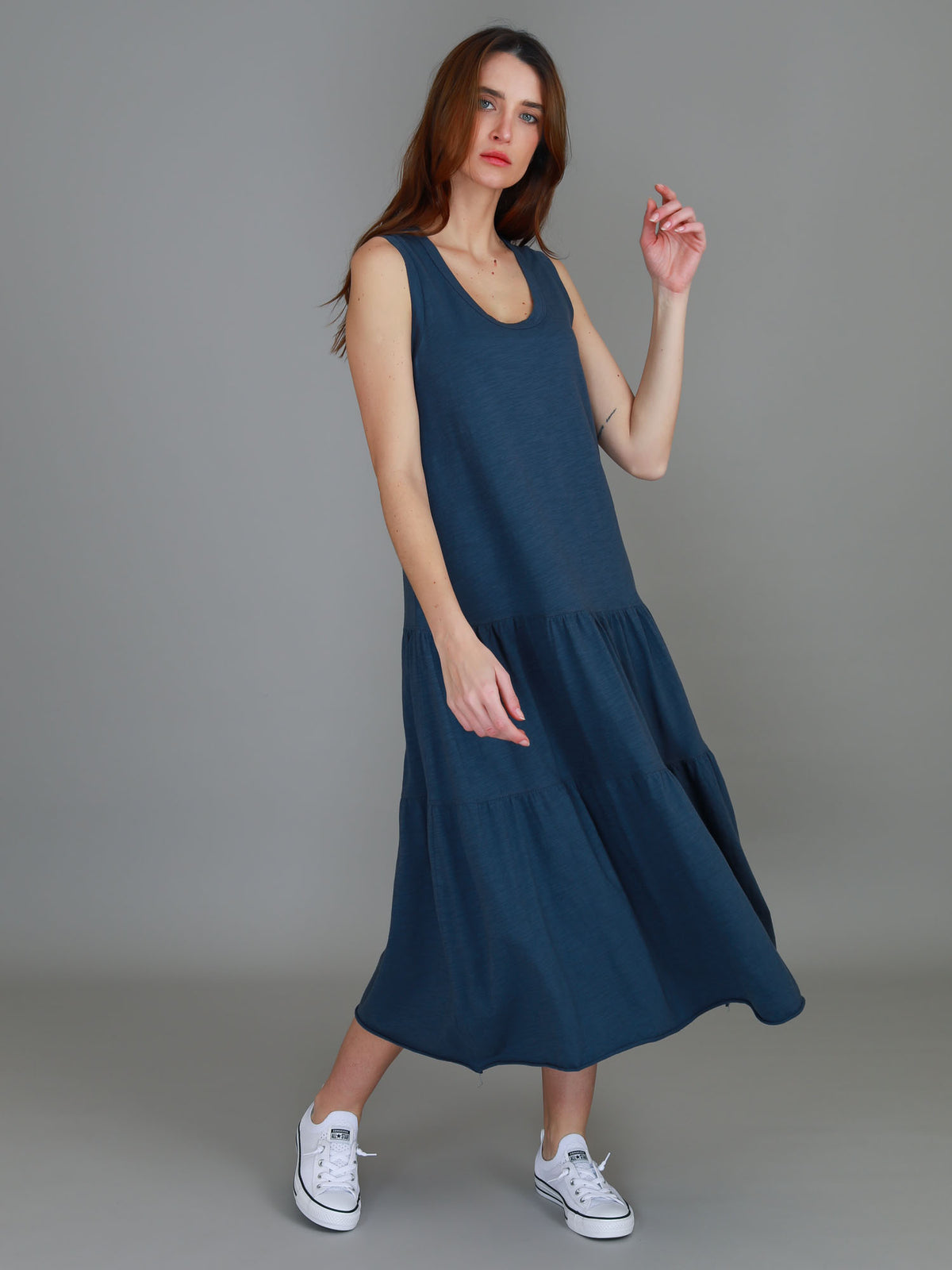 navy sleeveless midi dress