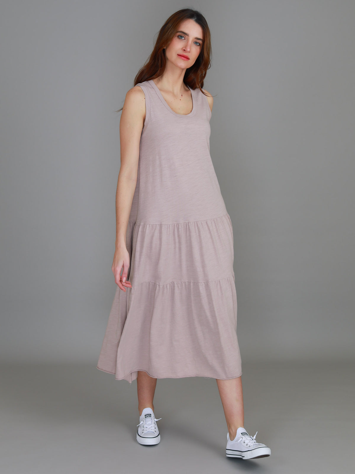 pink sleeveless dress