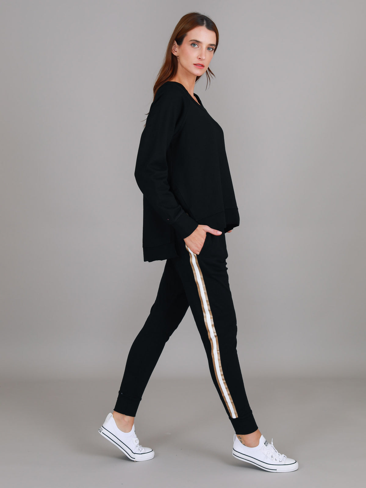 black cotton jumper