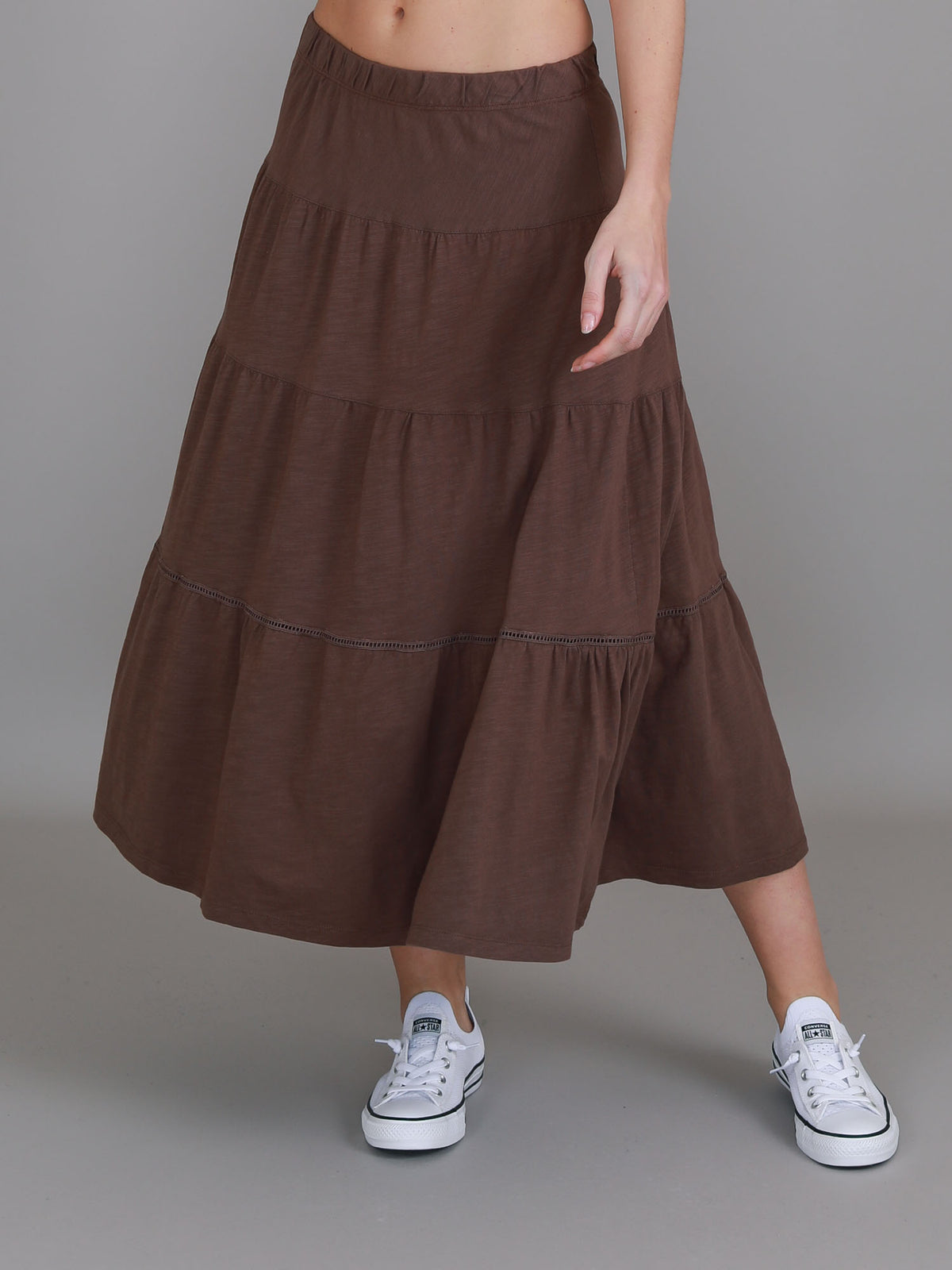 brown flowy skirt