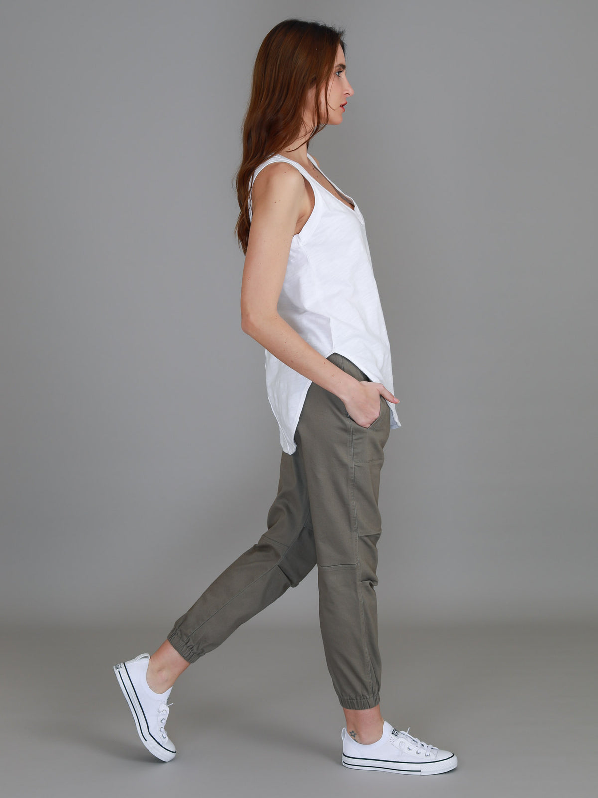 white longline tank