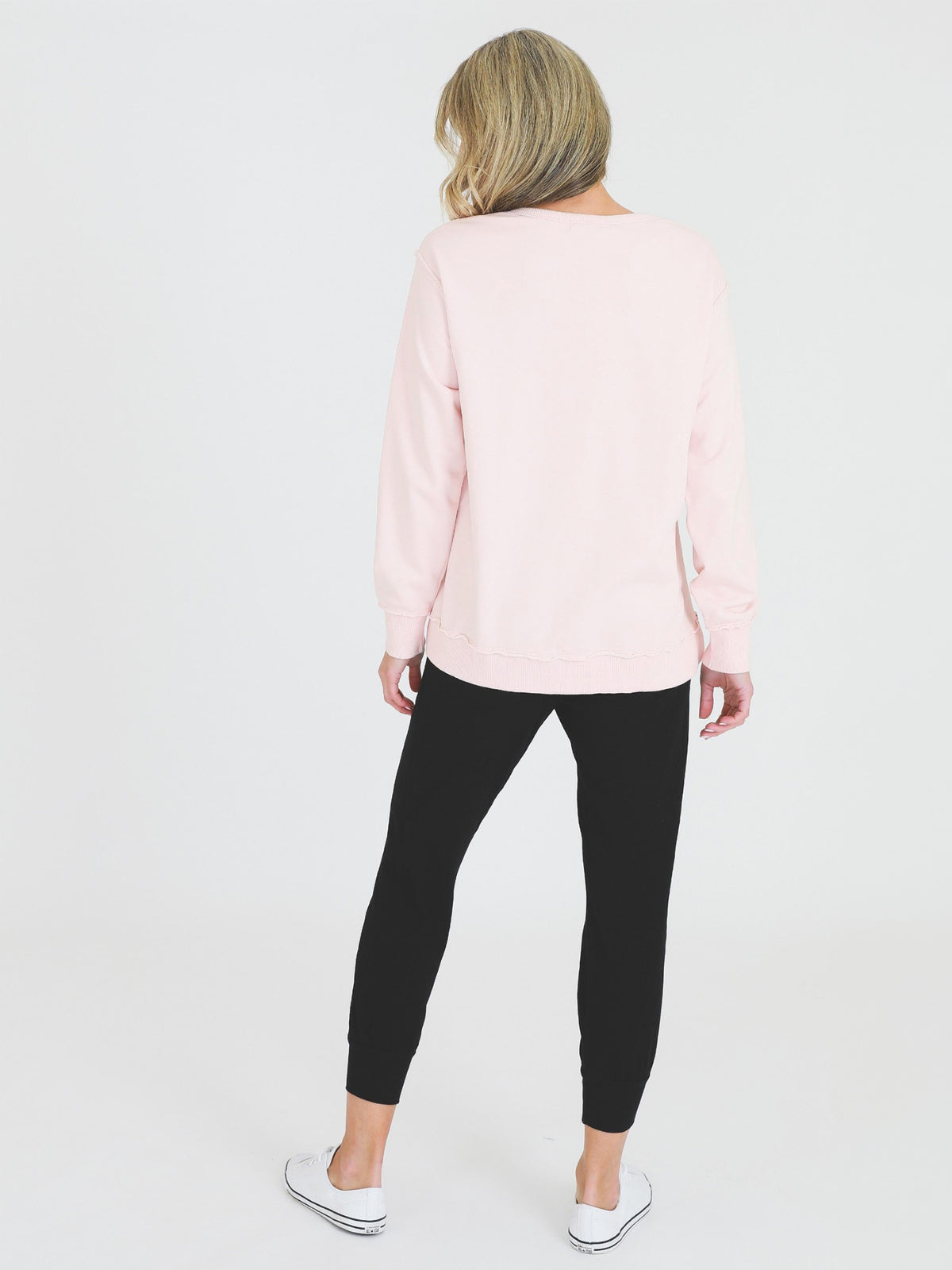 oversized pink sweatshirt #color_misty rose