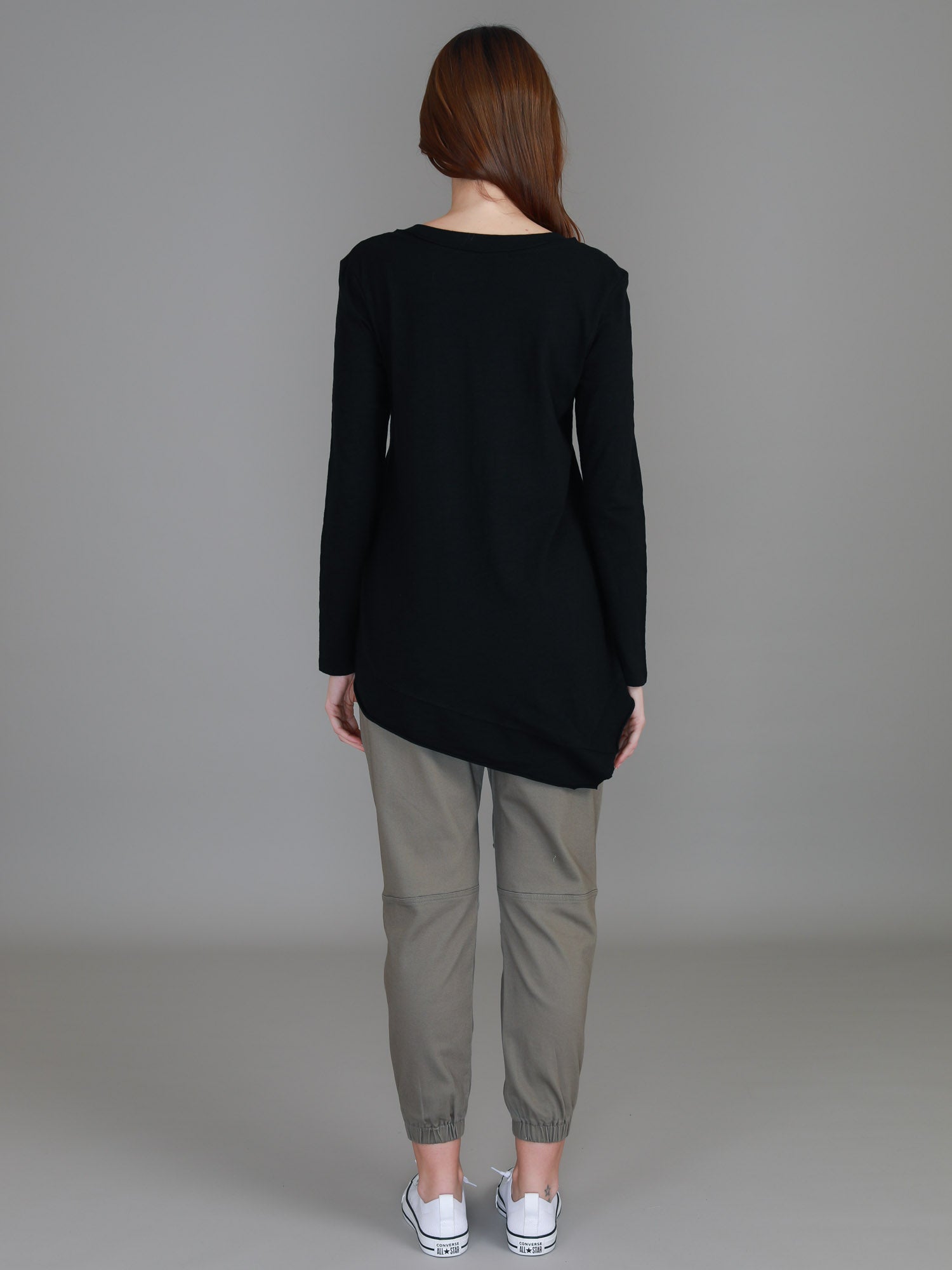 long sleeve v neck #color_black