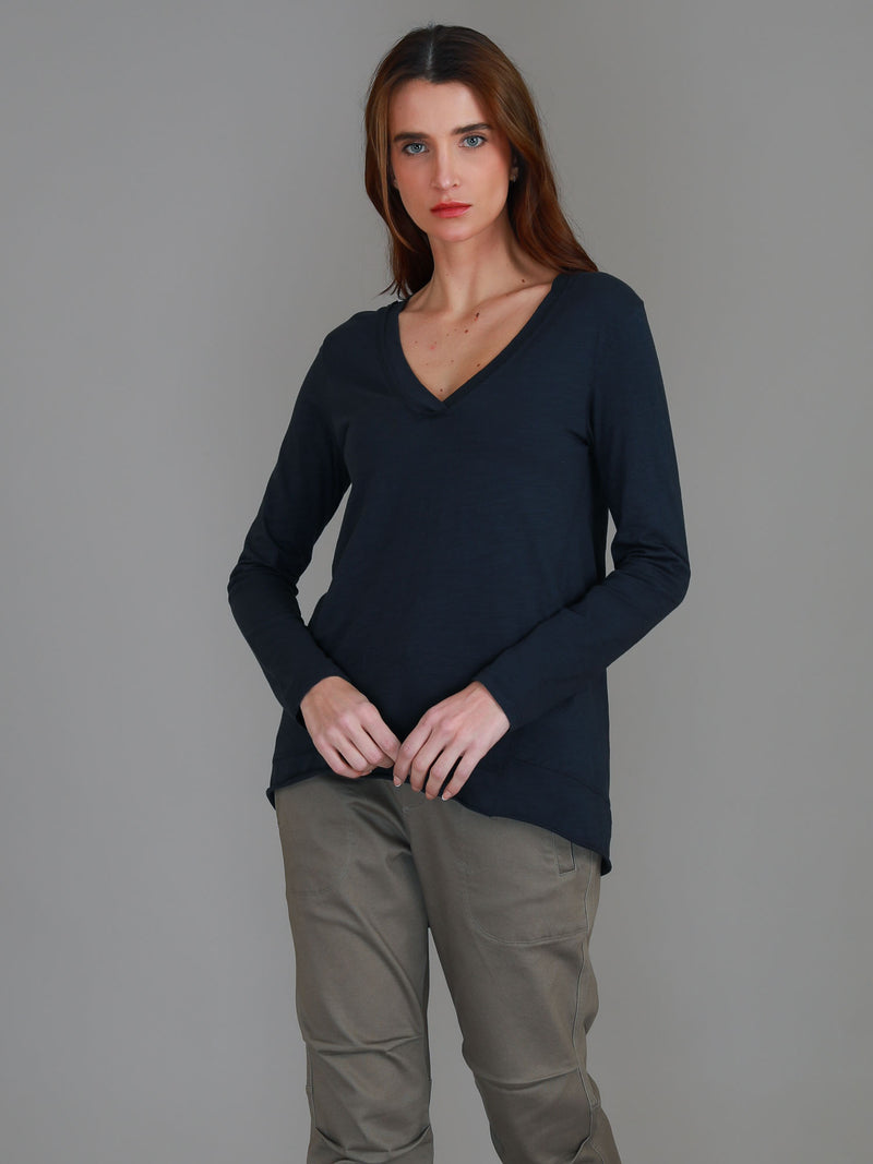 ink v neck long sleeve tee #color_ink