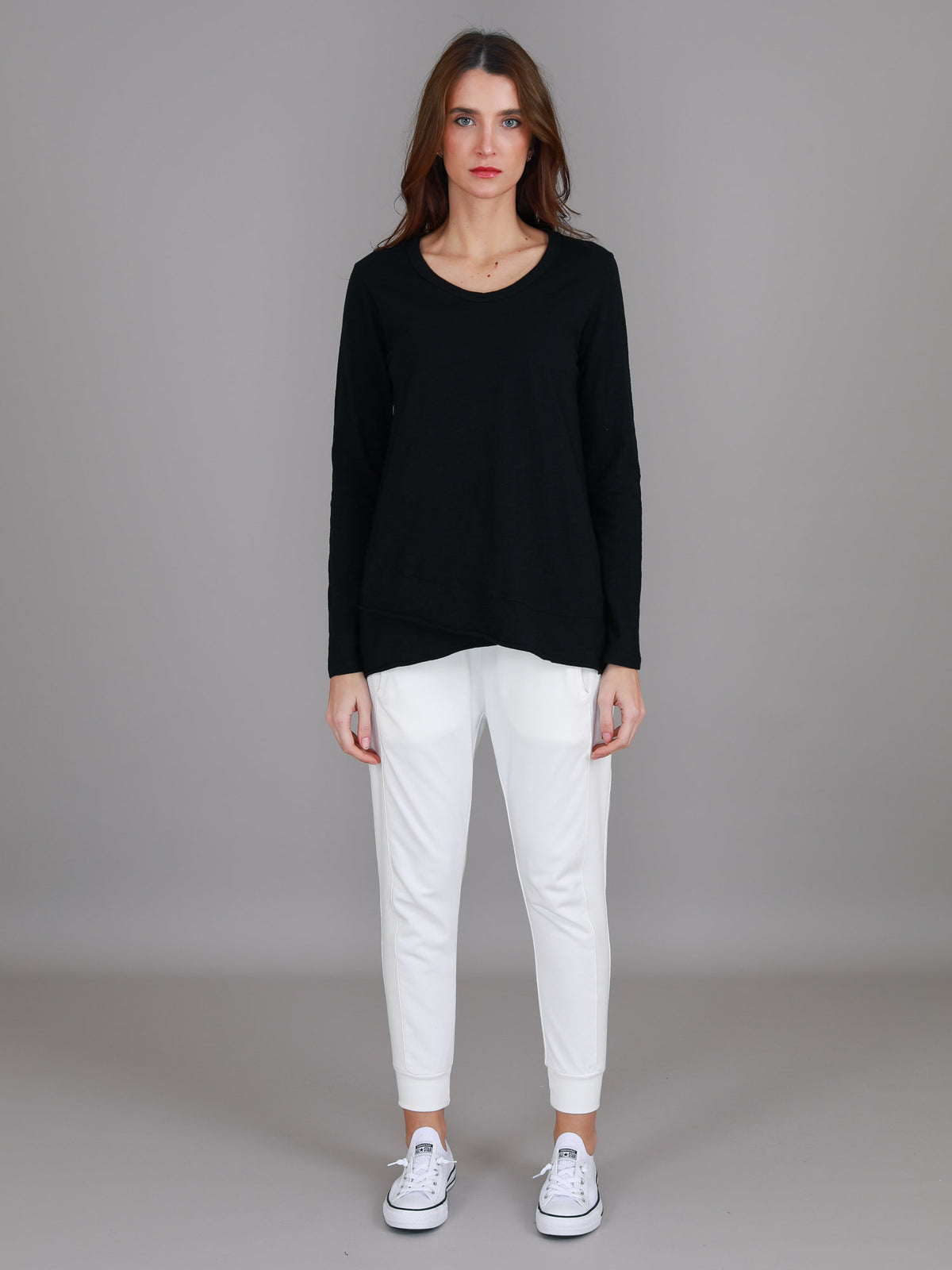 black long sleeve tee crew
