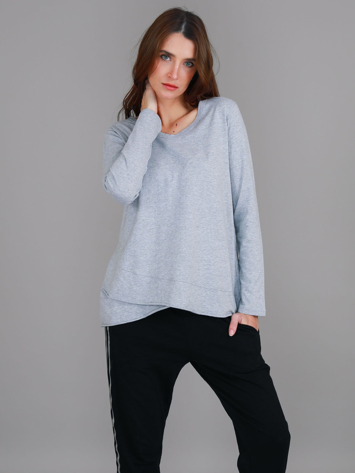 grey curved hem long sleeve tee