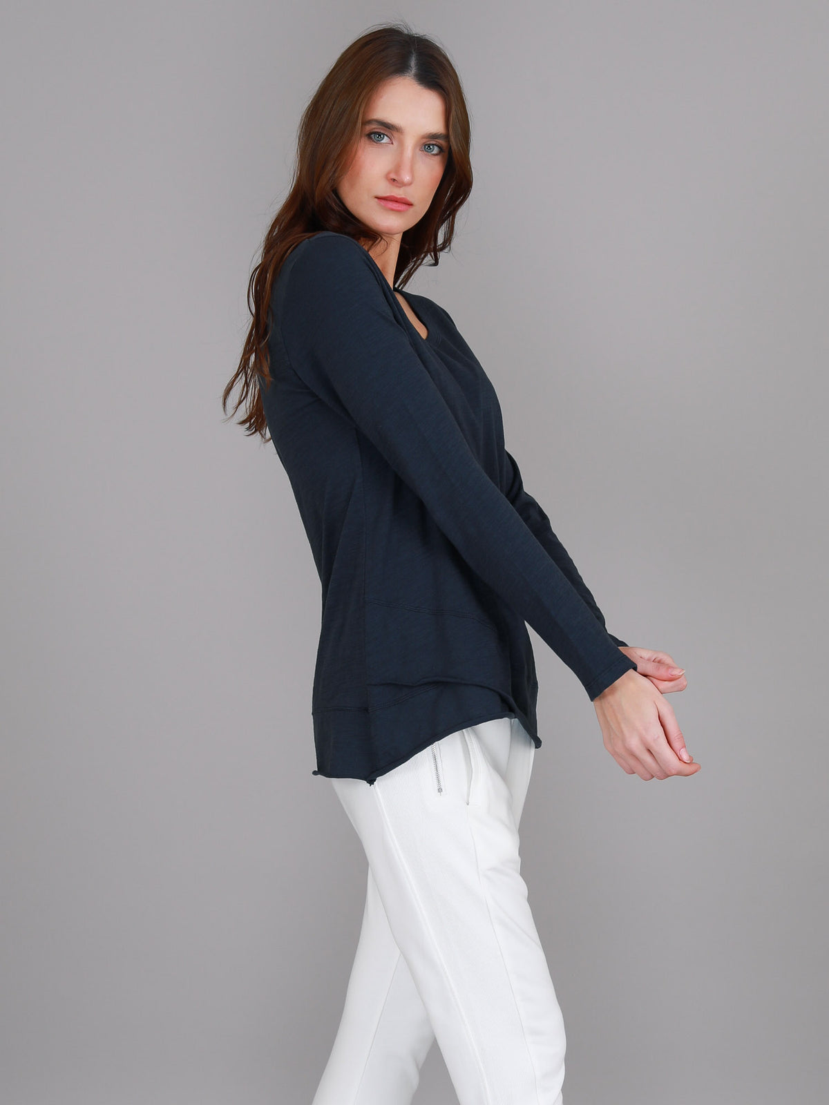navy curved hem long sleeve tee