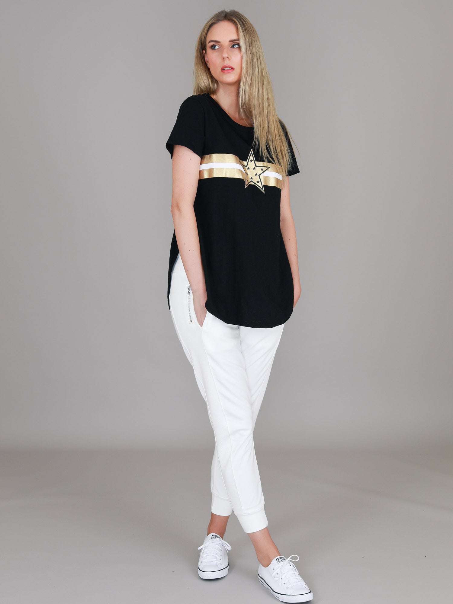 black t shirt womens #color_black/gold